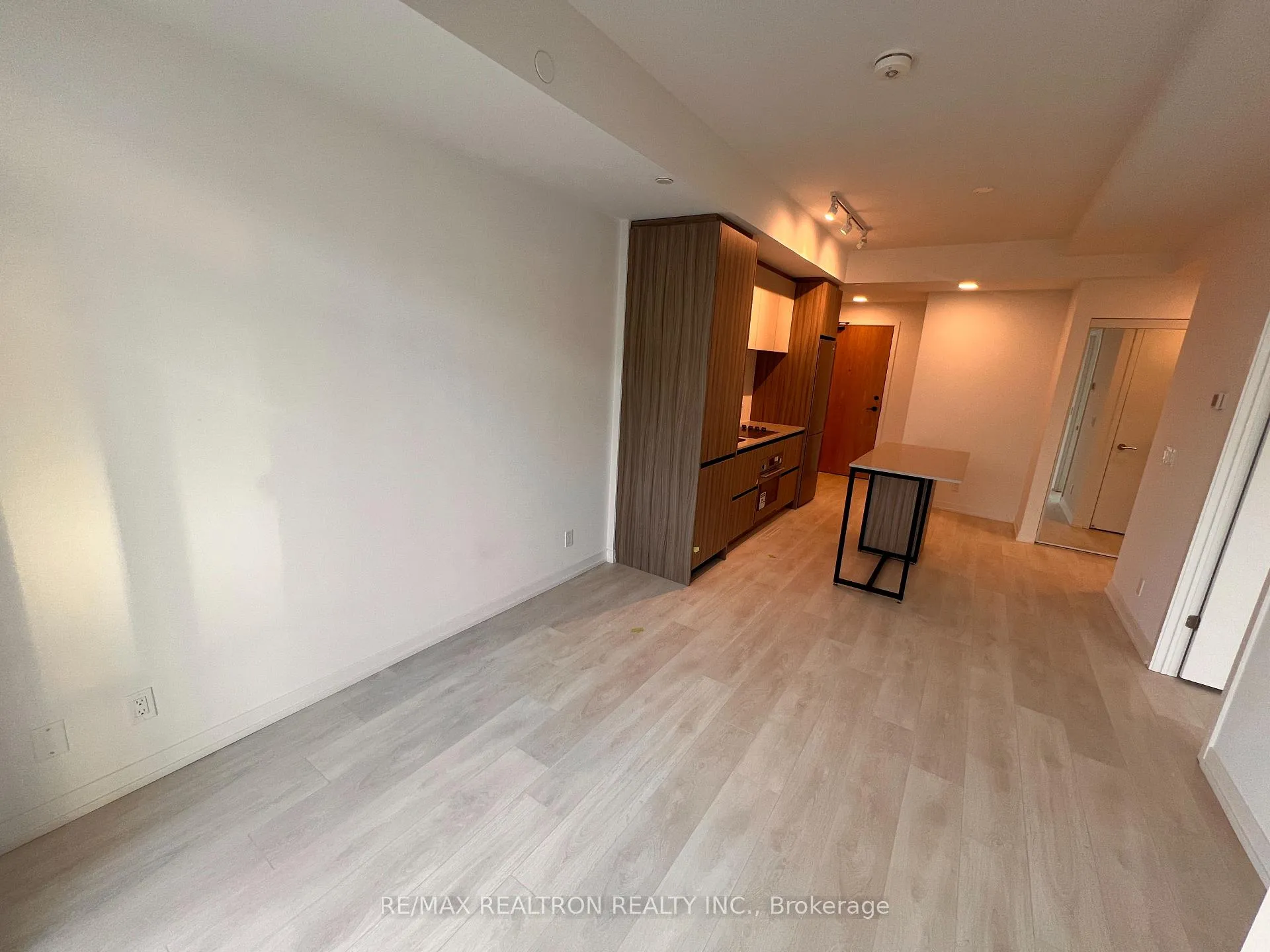Photo 8 of Unit 1207, 8 Beverley Glen Boulevard, Vaughan, Beverley Glen — HOMEH
