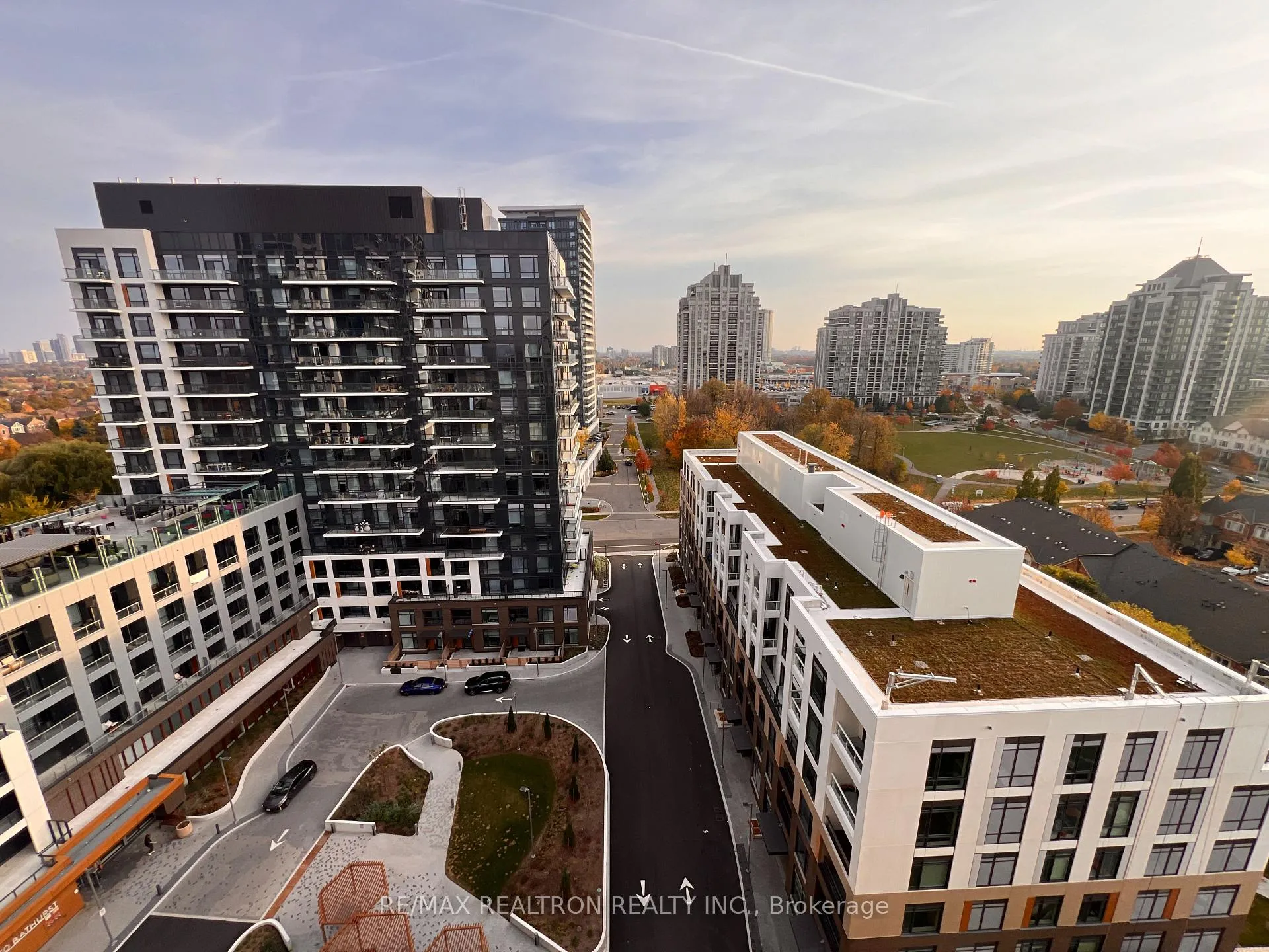 Photo 18 of Unit 1207, 8 Beverley Glen Boulevard, Vaughan, Beverley Glen — HOMEH