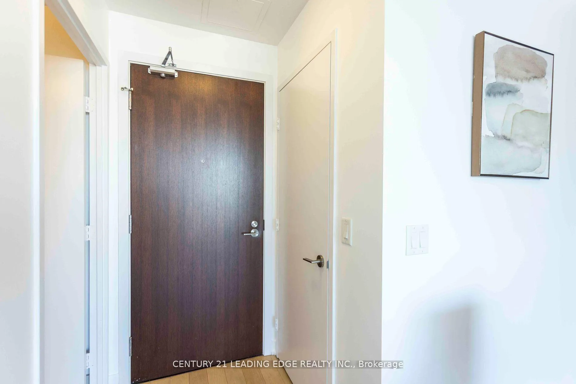 Photo 2 of Unit S810, 120 Bayview Avenue, Toronto, Waterfront Communities — HOMEH