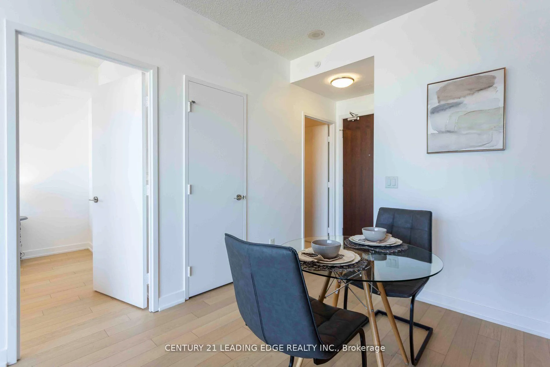 Photo 12 of Unit S810, 120 Bayview Avenue, Toronto, Waterfront Communities — HOMEH