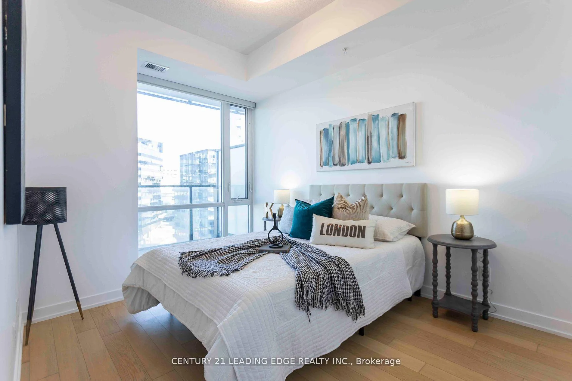 Photo 13 of Unit S810, 120 Bayview Avenue, Toronto, Waterfront Communities — HOMEH