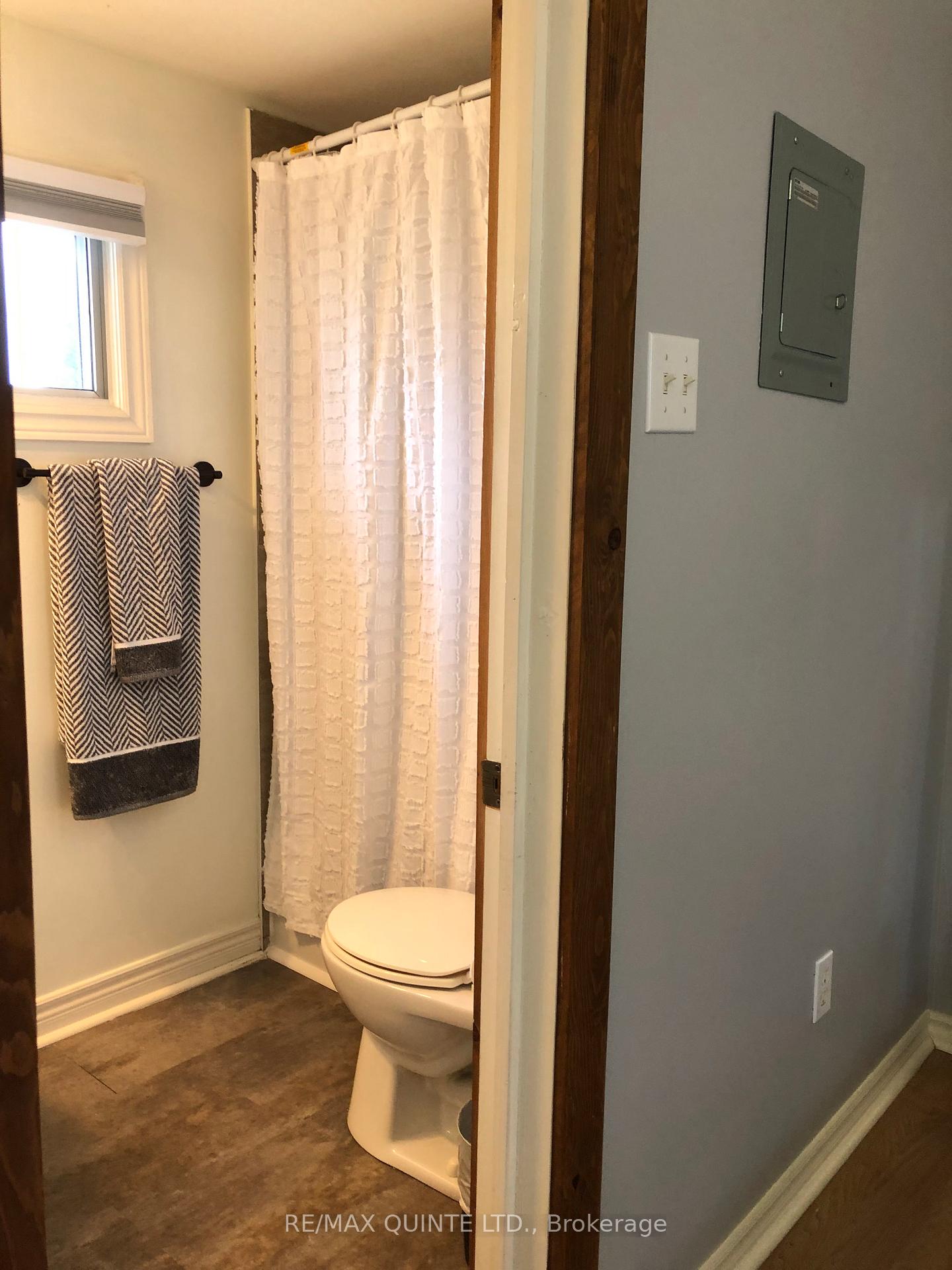 Photo 24 of 82 Moira Street E, Belleville, Belleville Ward — HOMEH