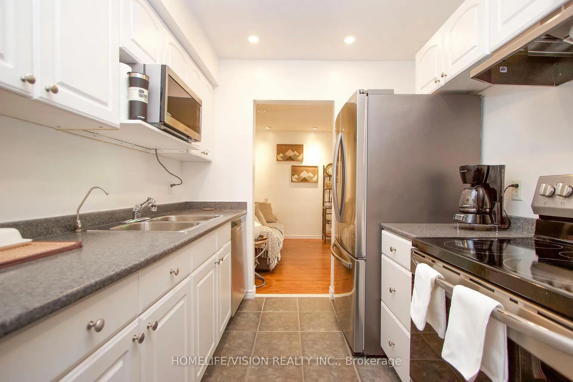 Photo 6 of Unit W12, 220 Ormond Drive, Oshawa, Samac — HOMEH