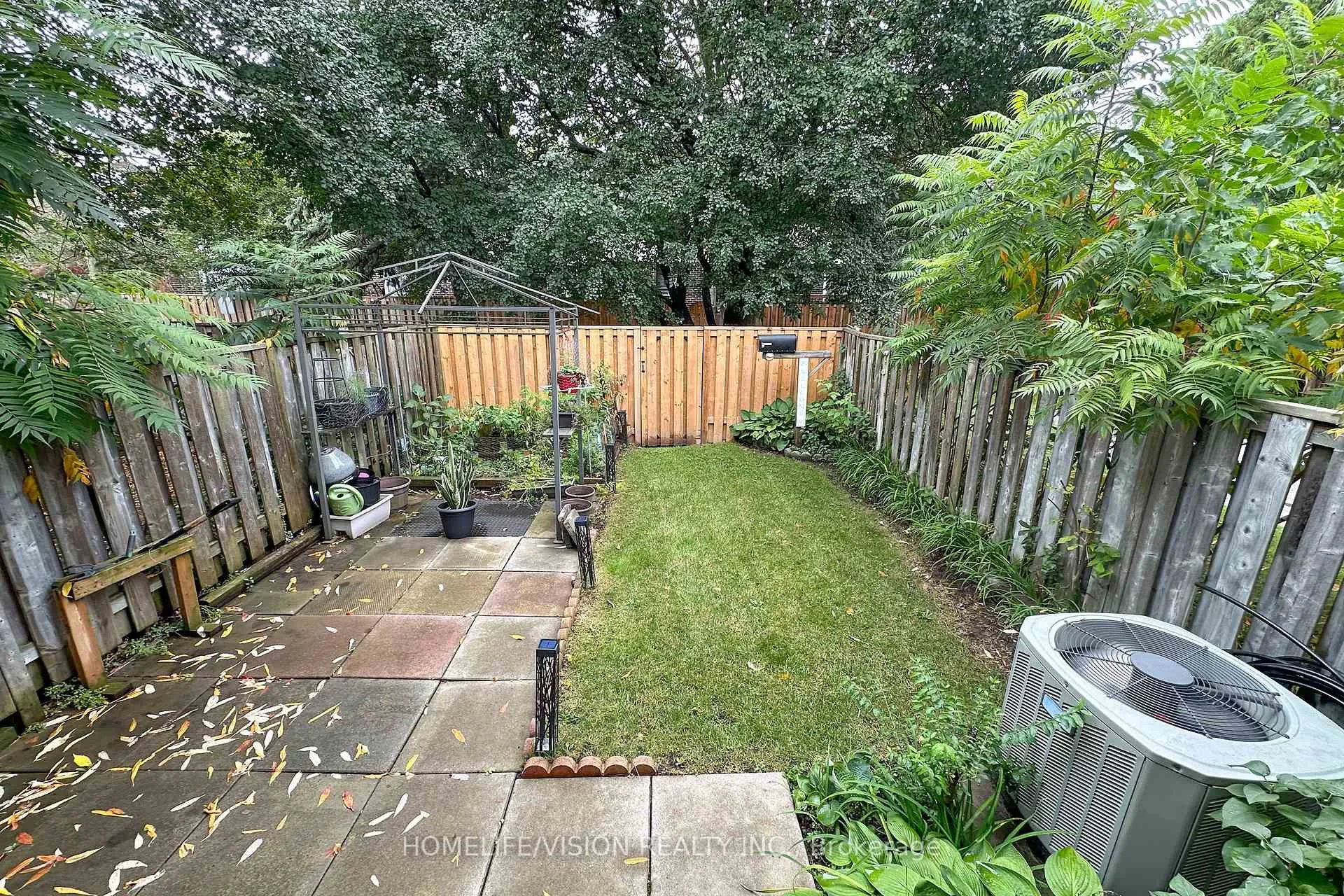 Photo 22 of Unit W12, 220 Ormond Drive, Oshawa, Samac — HOMEH