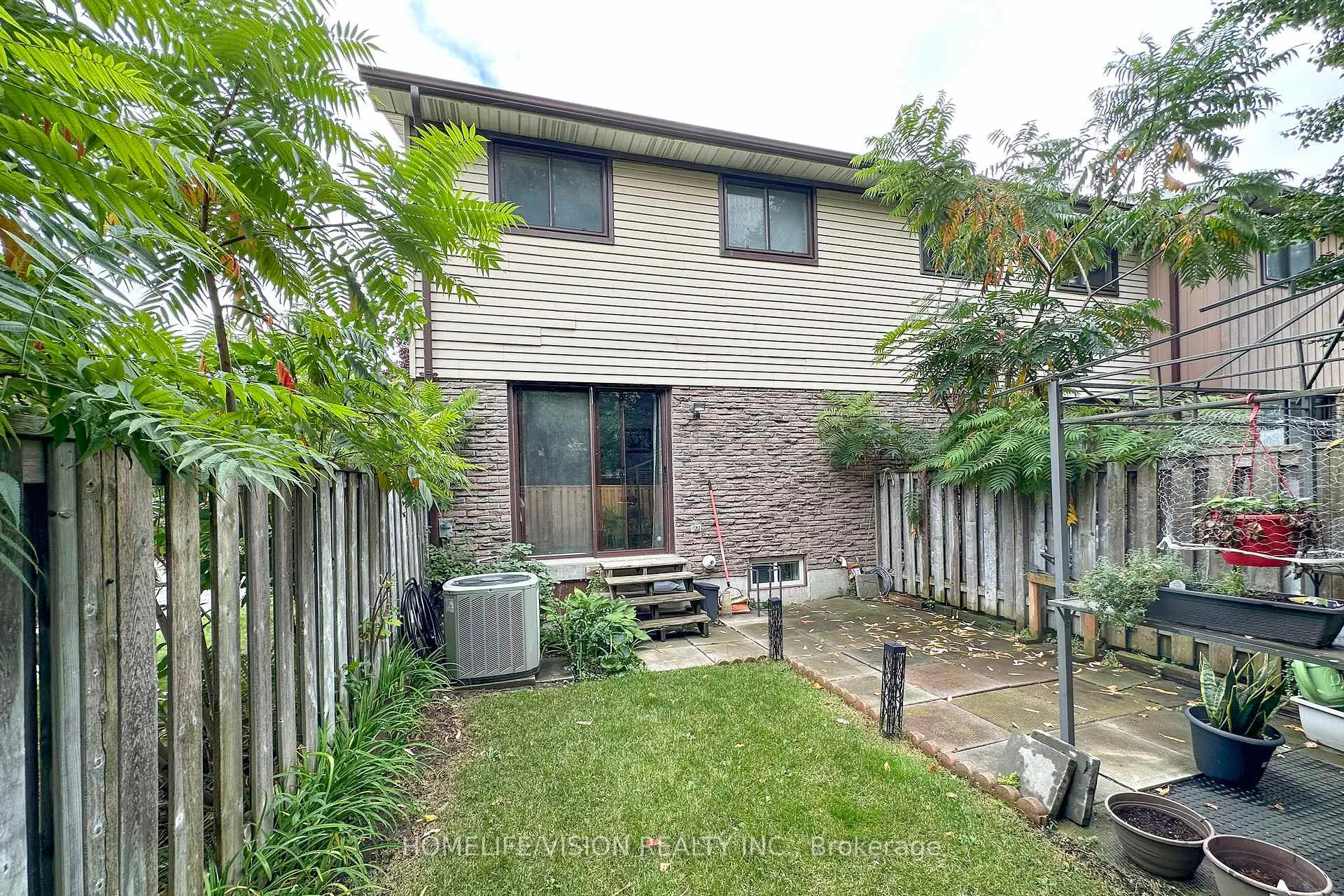 Photo 24 of Unit W12, 220 Ormond Drive, Oshawa, Samac — HOMEH