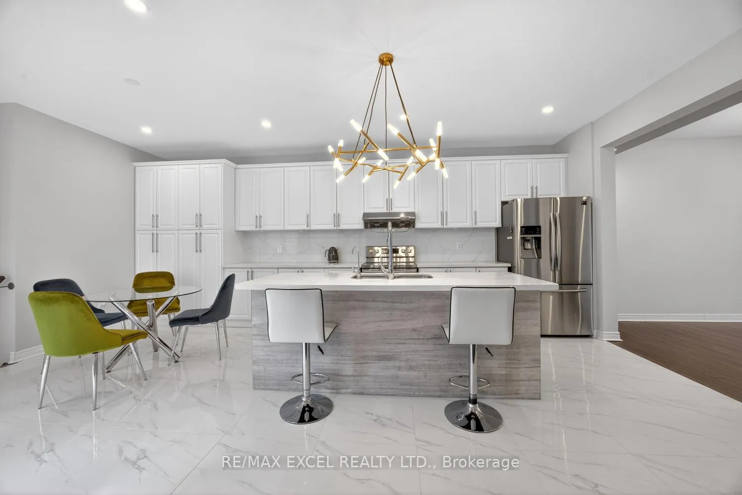 Photo 7 of 77 Sunnyside Hill Road, Markham, Cornell — HOMEH