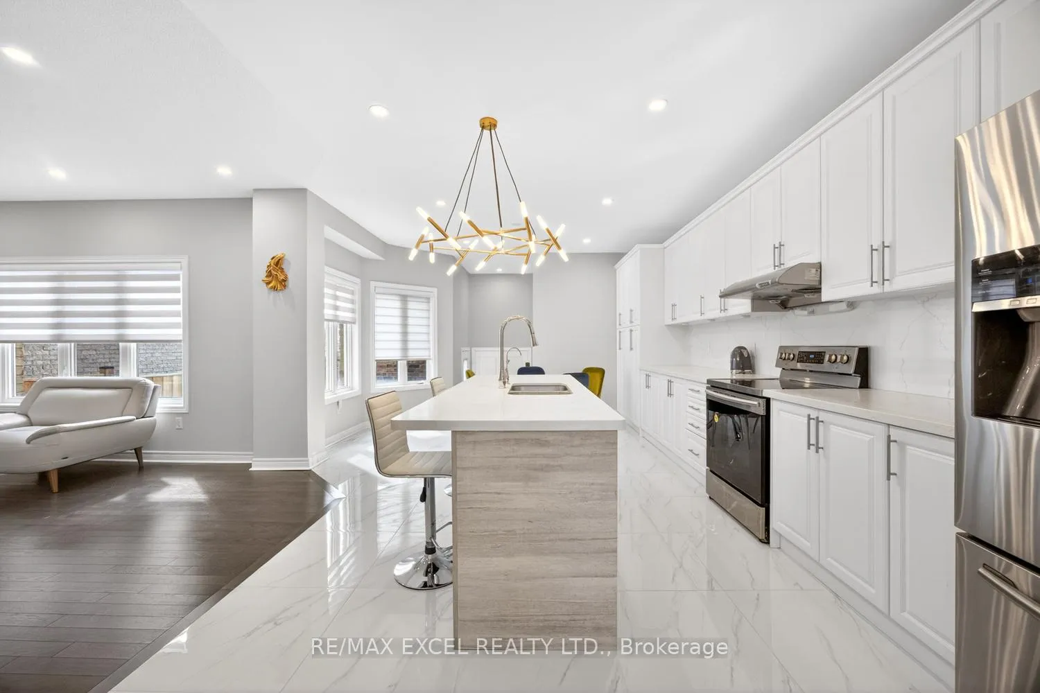 Photo 8 of 77 Sunnyside Hill Road, Markham, Cornell — HOMEH