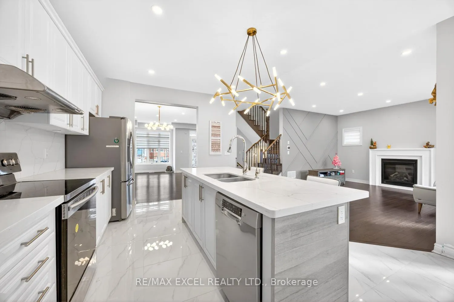 Photo 9 of 77 Sunnyside Hill Road, Markham, Cornell — HOMEH