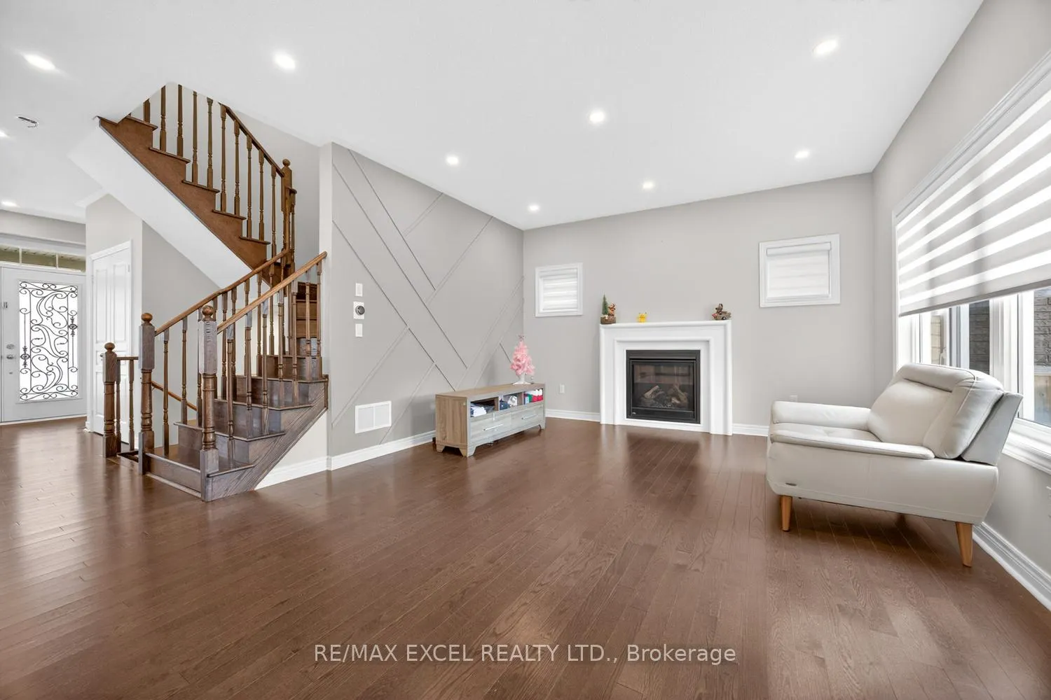 Photo 11 of 77 Sunnyside Hill Road, Markham, Cornell — HOMEH