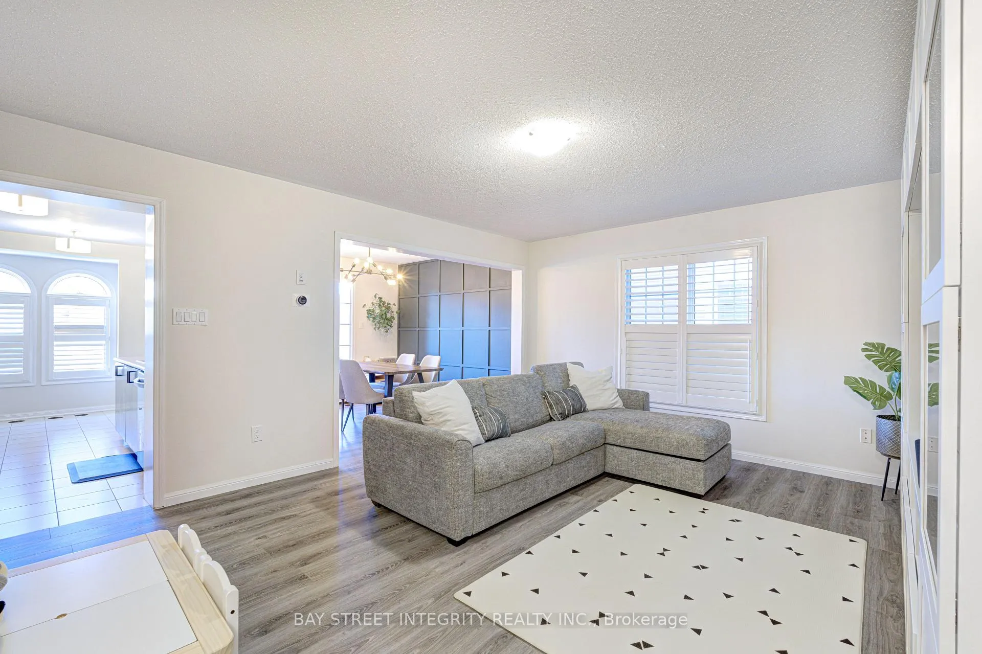 Photo 7 of 1033 Stemman Place, Milton, Willmott — HOMEH