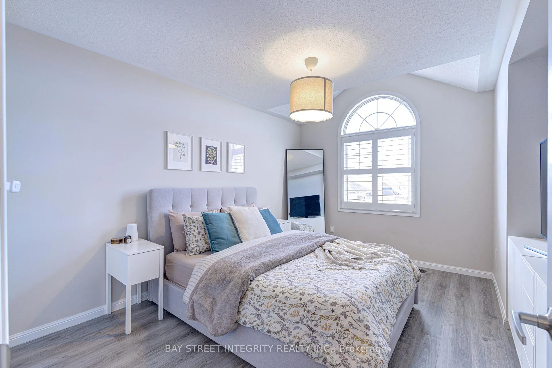 Photo 22 of 1033 Stemman Place, Milton, Willmott — HOMEH
