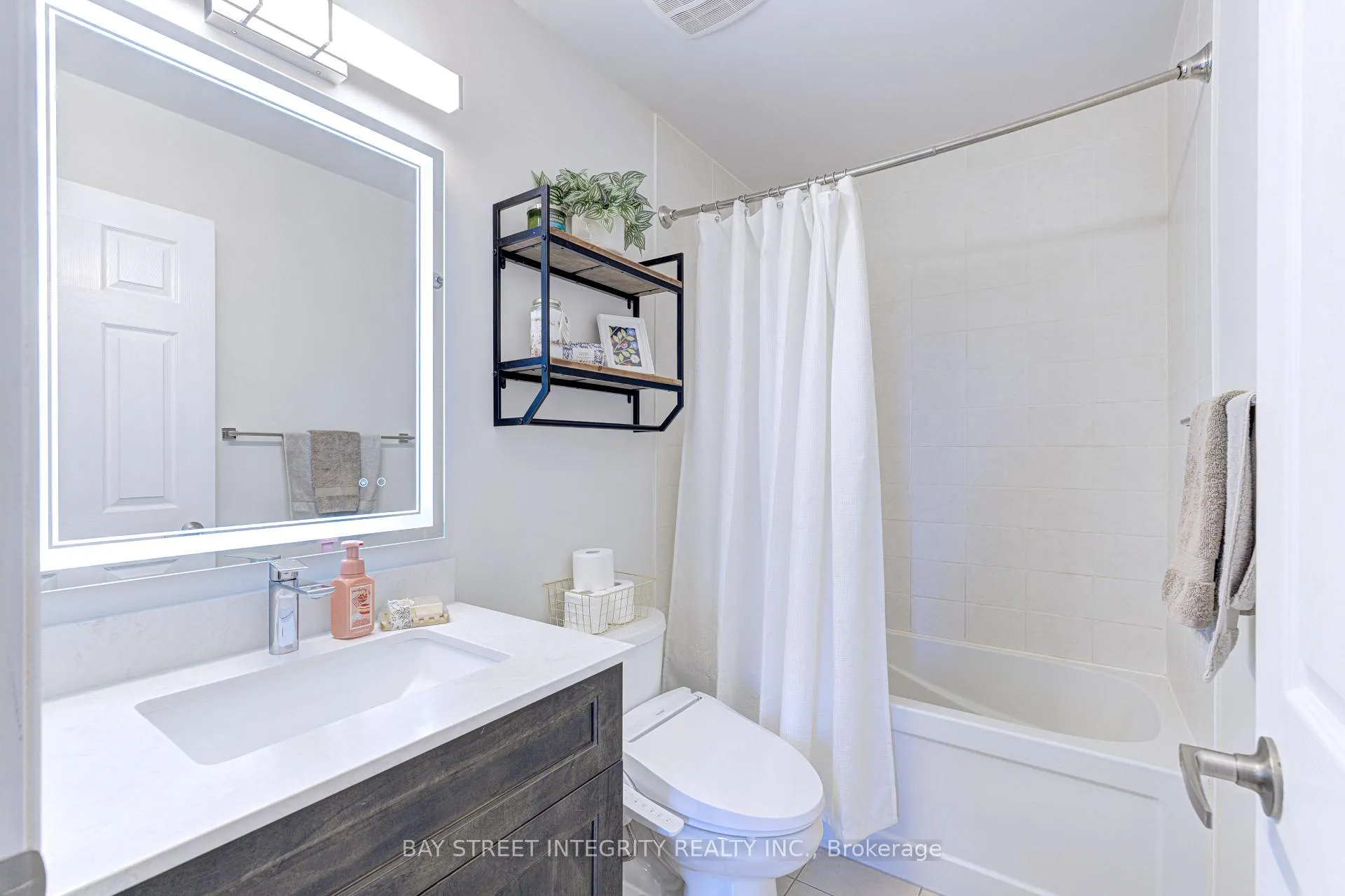 Photo 30 of 1033 Stemman Place, Milton, Willmott — HOMEH
