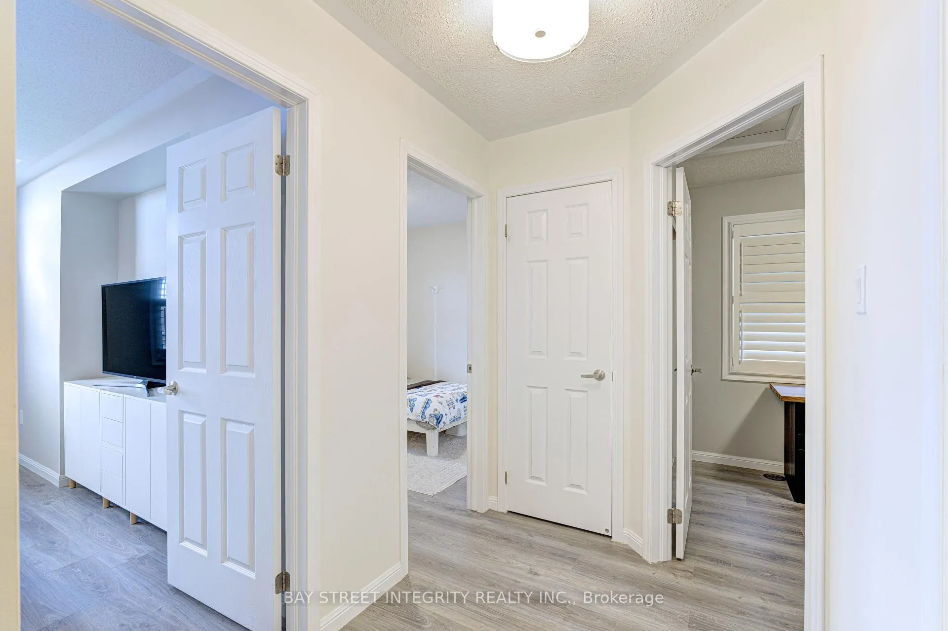Photo 32 of 1033 Stemman Place, Milton, Willmott — HOMEH
