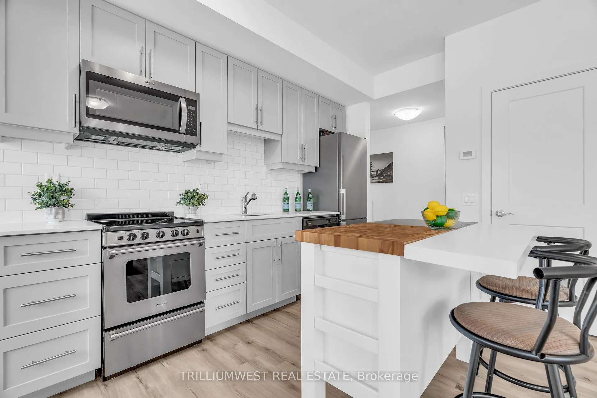 Photo 1 of Unit 202, 247 Northfield Drive E, Waterloo — HOMEH