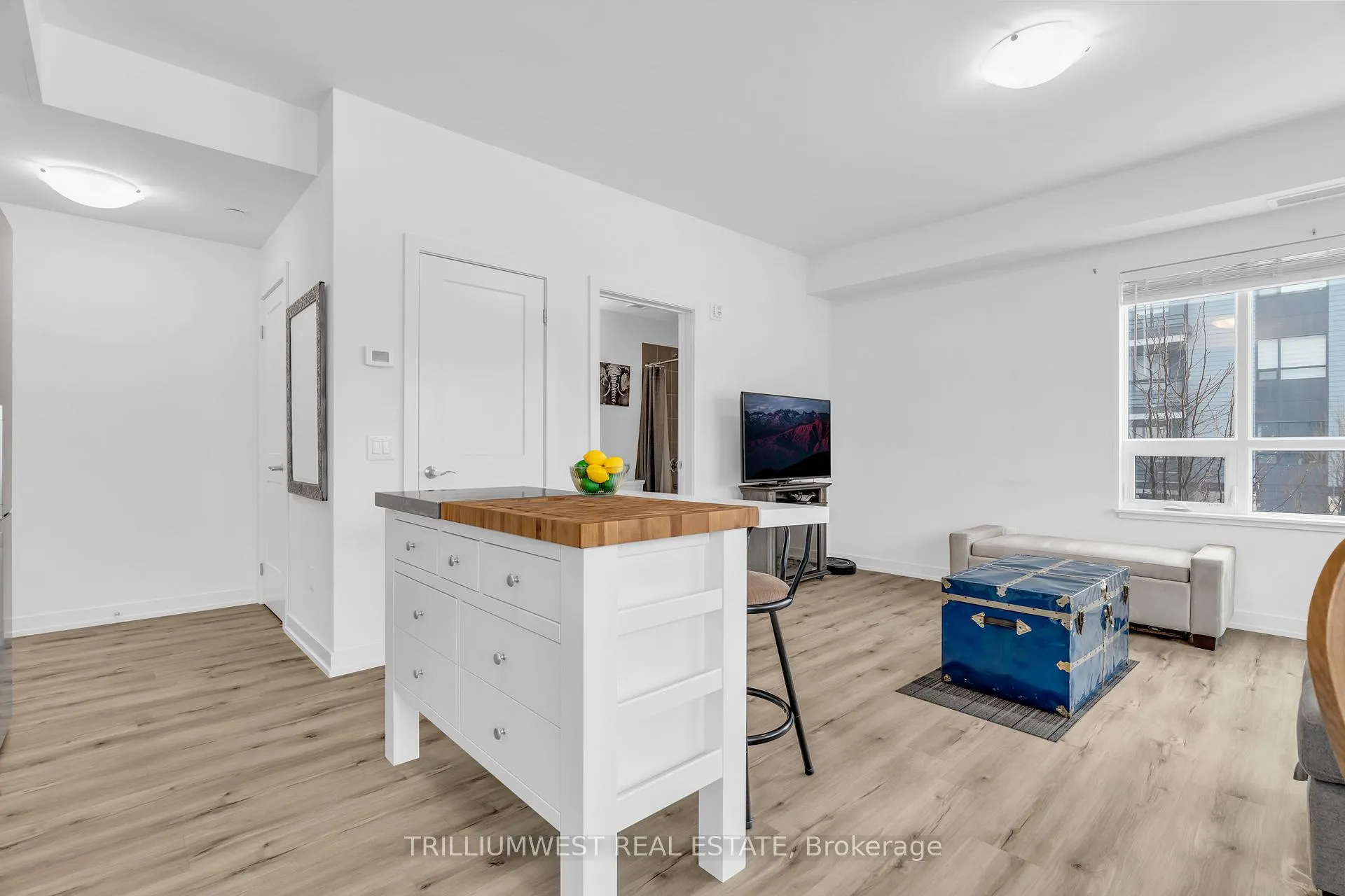 Photo 10 of Unit 202, 247 Northfield Drive E, Waterloo — HOMEH