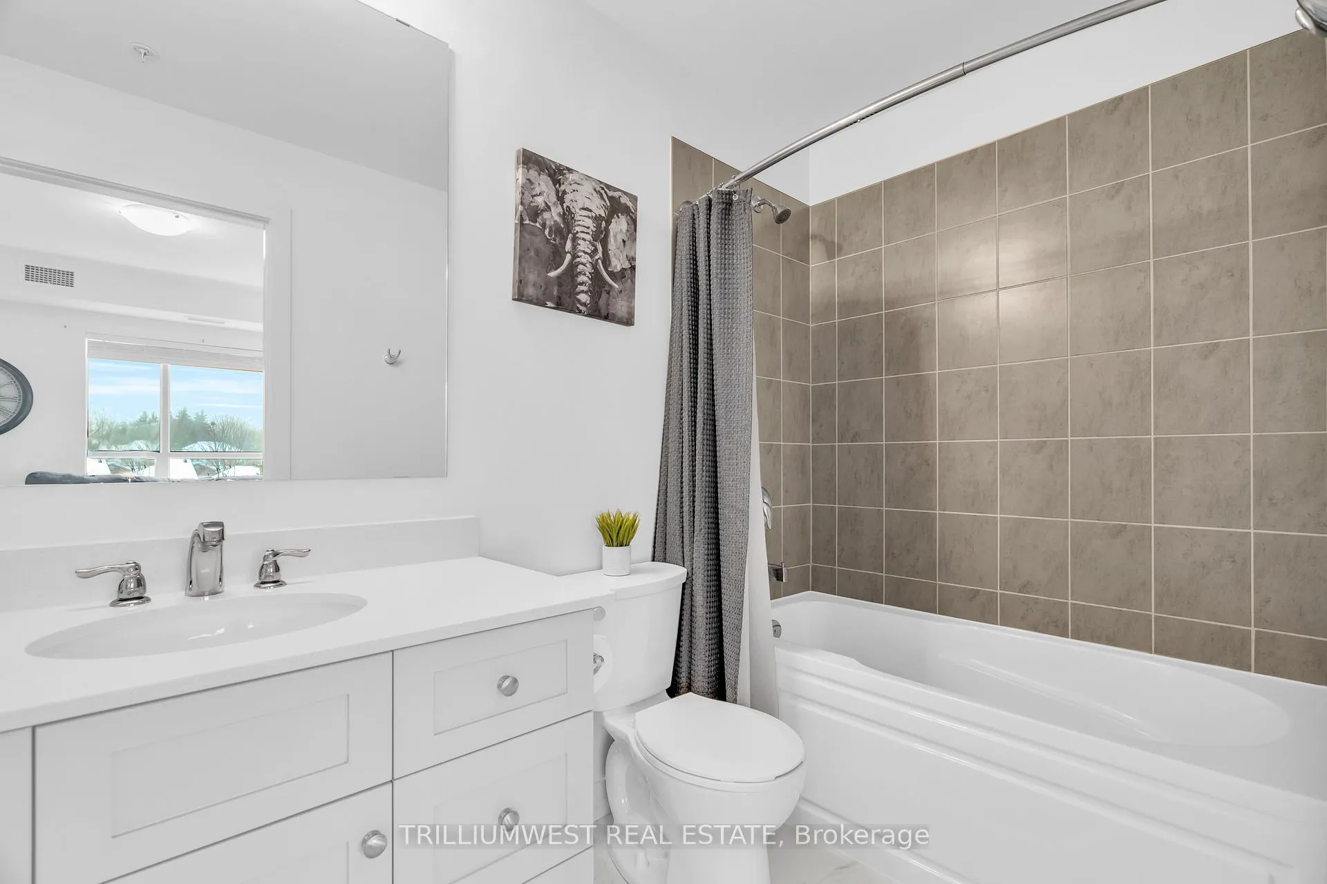 Photo 16 of Unit 202, 247 Northfield Drive E, Waterloo — HOMEH
