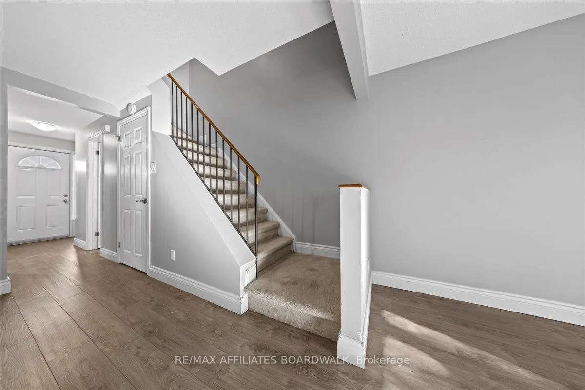Photo 21 of 6482 Bilberry Drive W, Ottawa, Convent Glen North — HOMEH