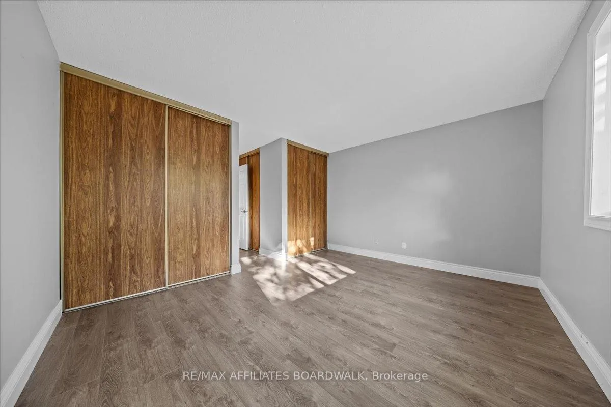 Photo 26 of 6482 Bilberry Drive W, Ottawa, Convent Glen North — HOMEH