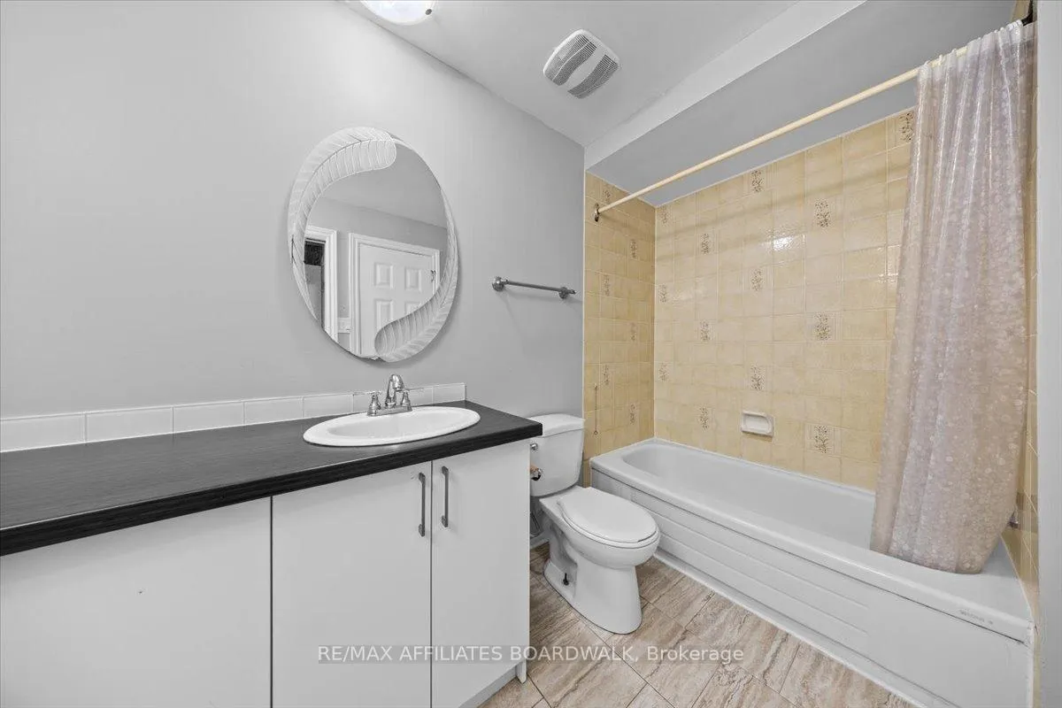 Photo 33 of 6482 Bilberry Drive W, Ottawa, Convent Glen North — HOMEH