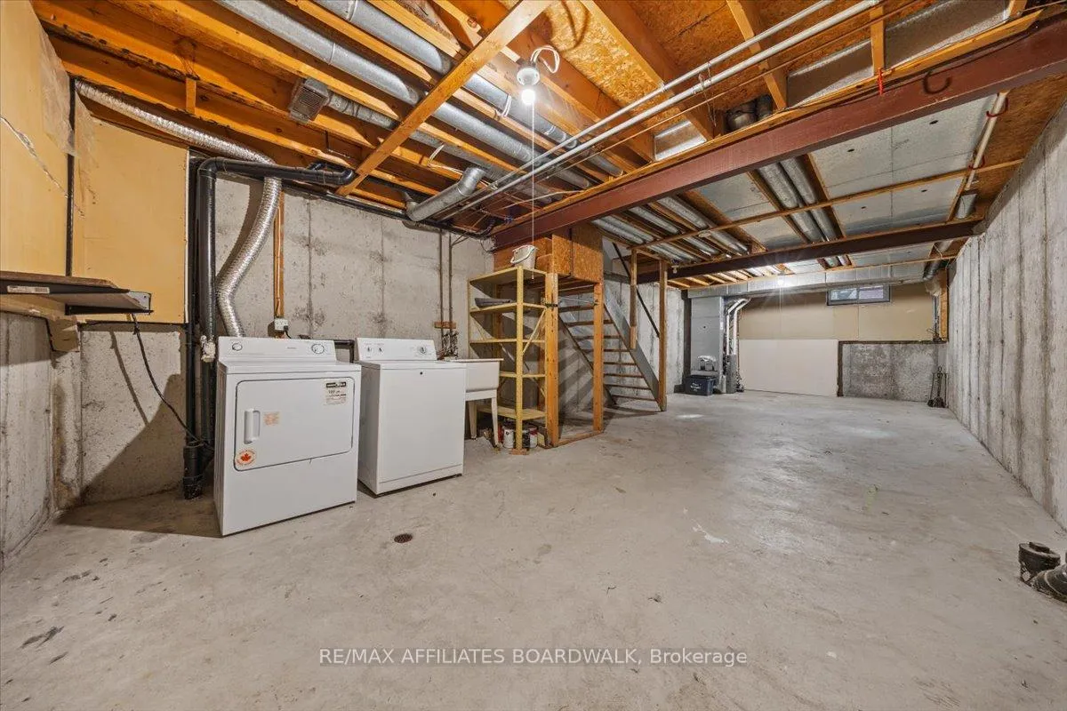 Photo 36 of 6482 Bilberry Drive W, Ottawa, Convent Glen North — HOMEH