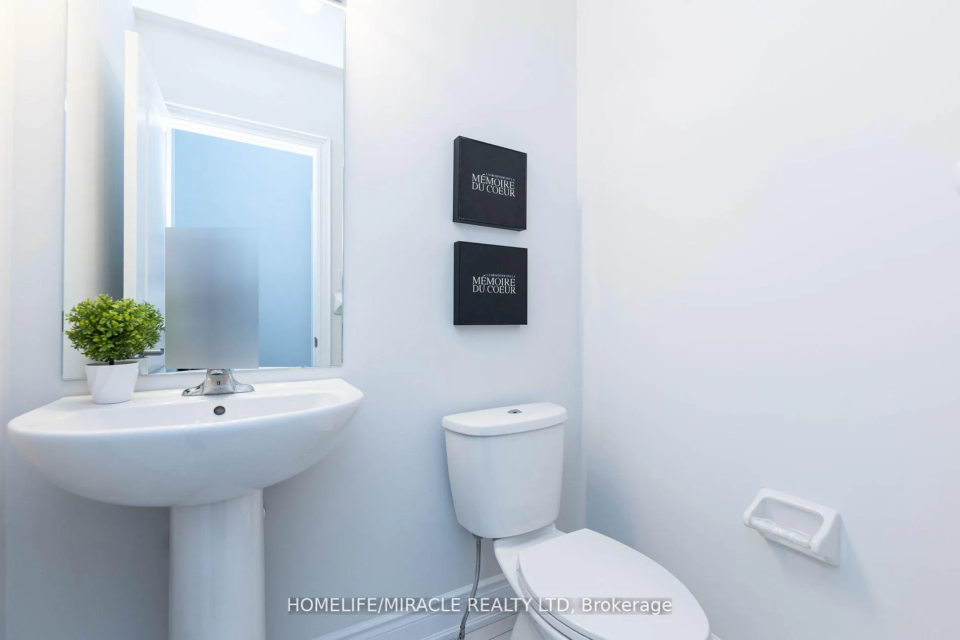 Photo 23 of 413 Tennant Circle, Vaughan, Vellore Village — HOMEH
