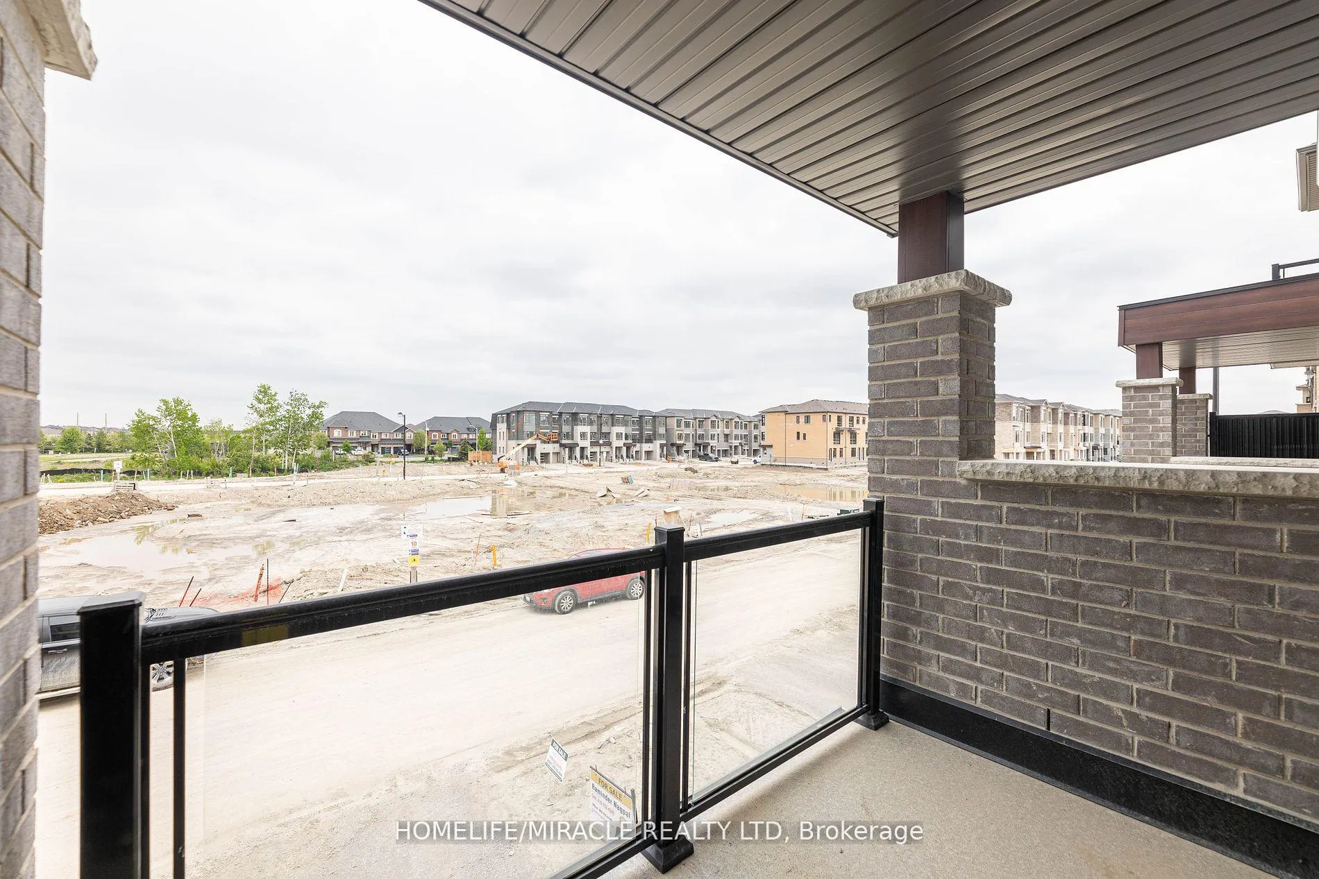 Photo 25 of 413 Tennant Circle, Vaughan, Vellore Village — HOMEH
