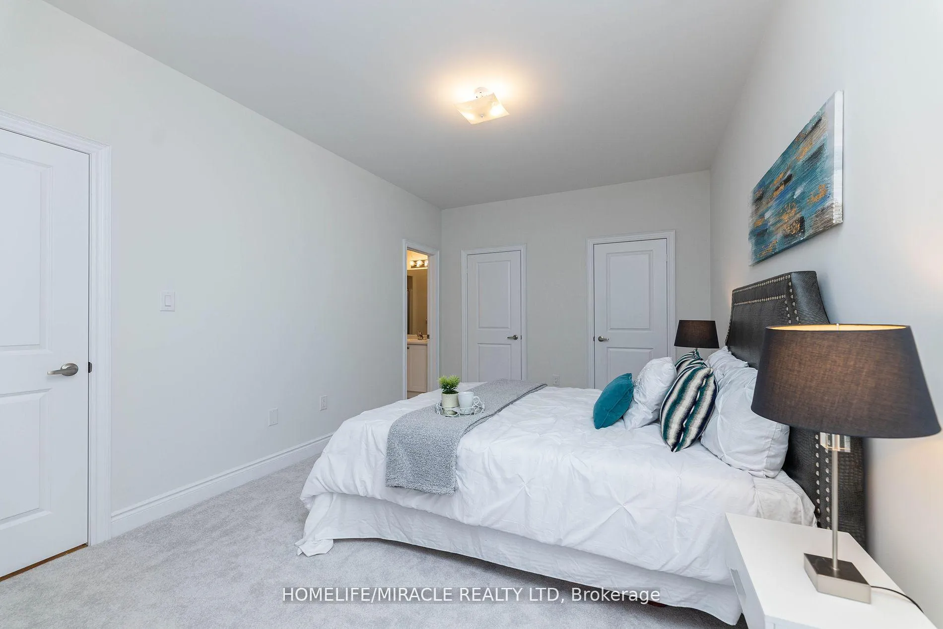 Photo 29 of 413 Tennant Circle, Vaughan, Vellore Village — HOMEH
