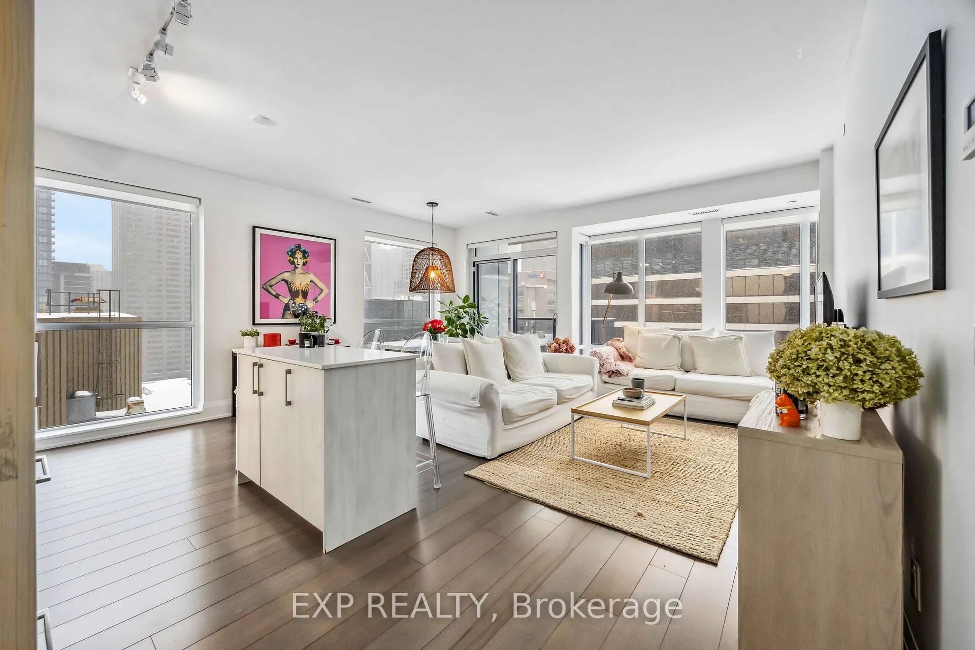 Photo 4 of Unit 1907, 88 Cumberland Street, Toronto, The Annex — HOMEH