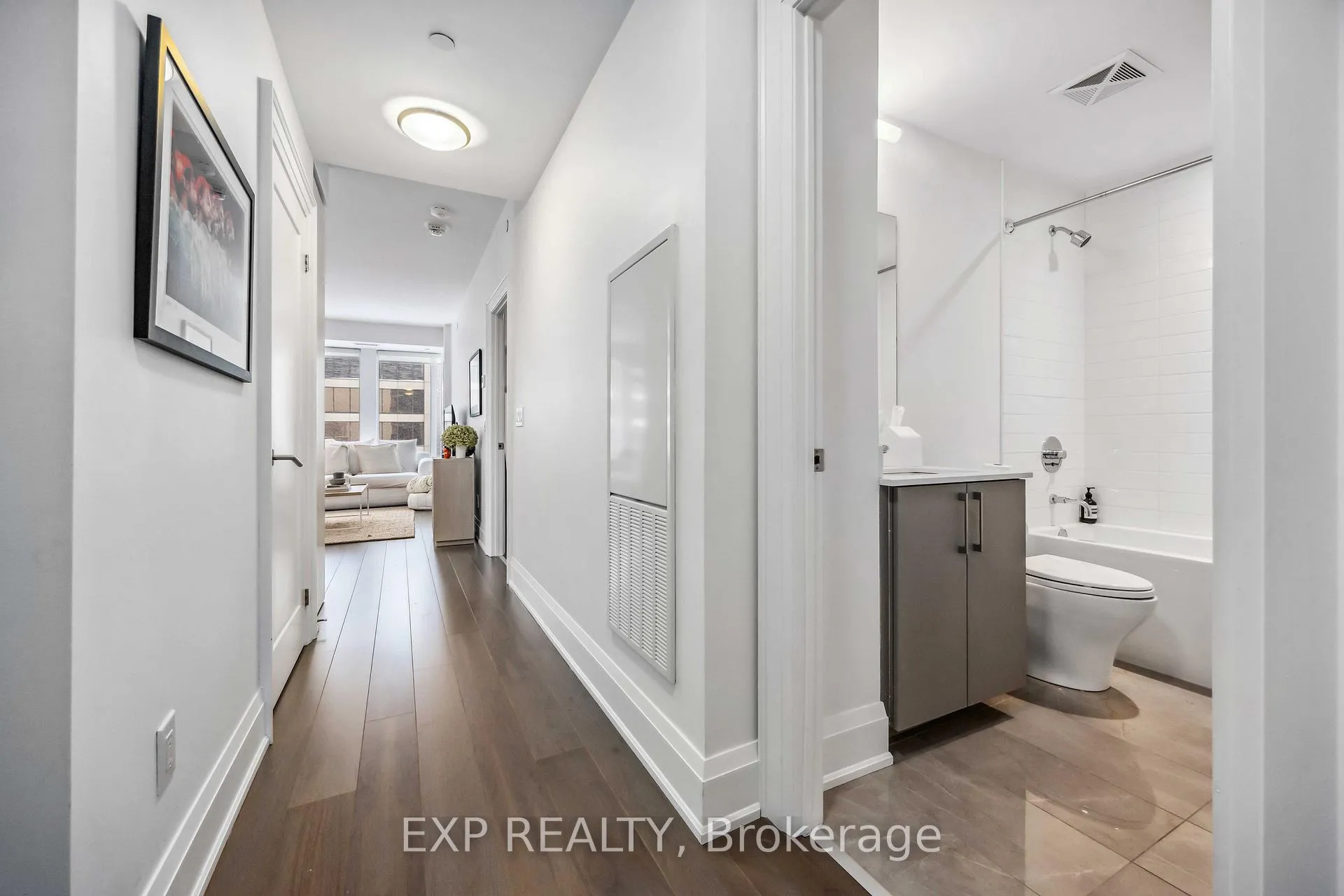 Photo 23 of Unit 1907, 88 Cumberland Street, Toronto, The Annex — HOMEH