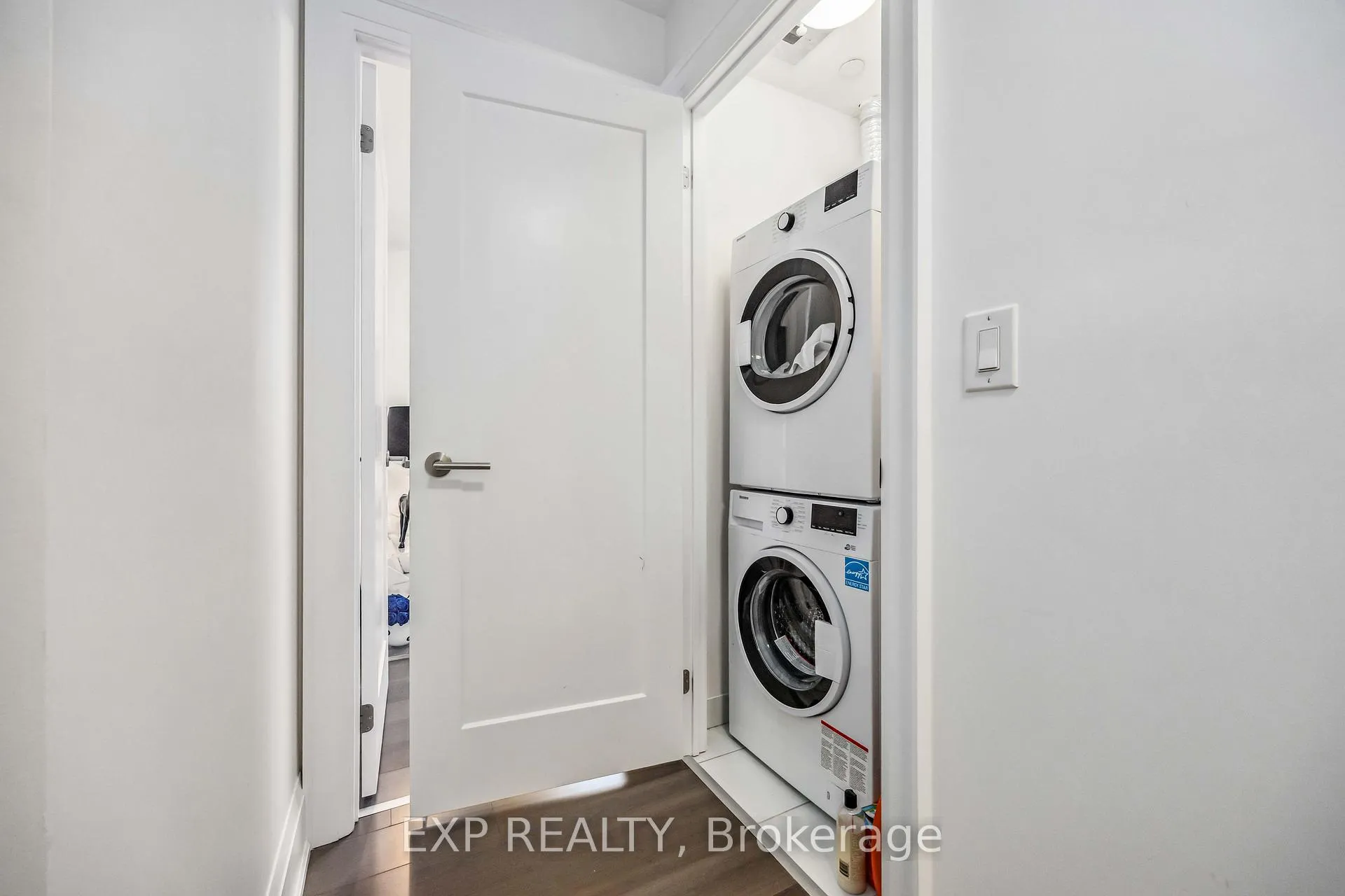 Photo 25 of Unit 1907, 88 Cumberland Street, Toronto, The Annex — HOMEH
