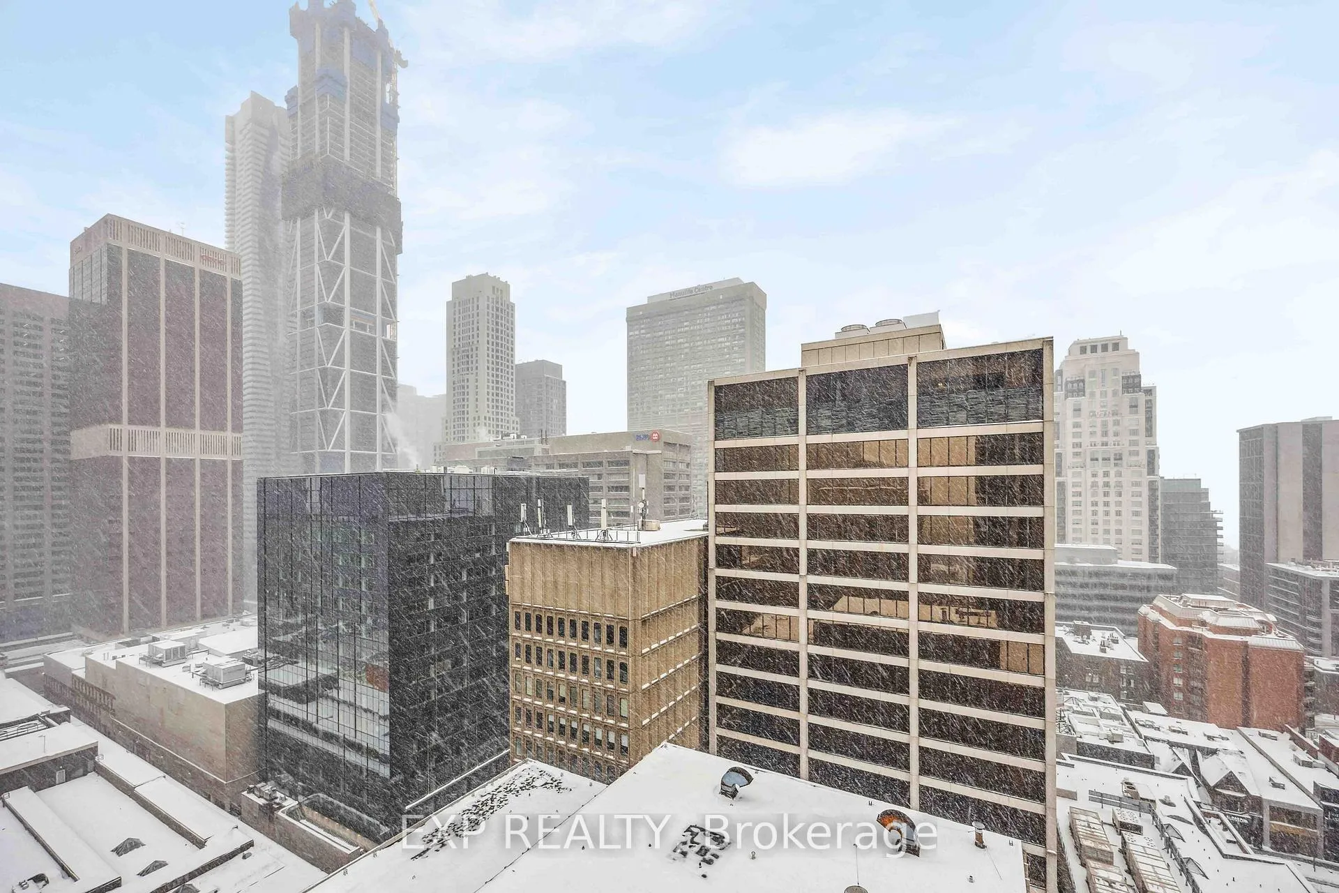 Photo 34 of Unit 1907, 88 Cumberland Street, Toronto, The Annex — HOMEH