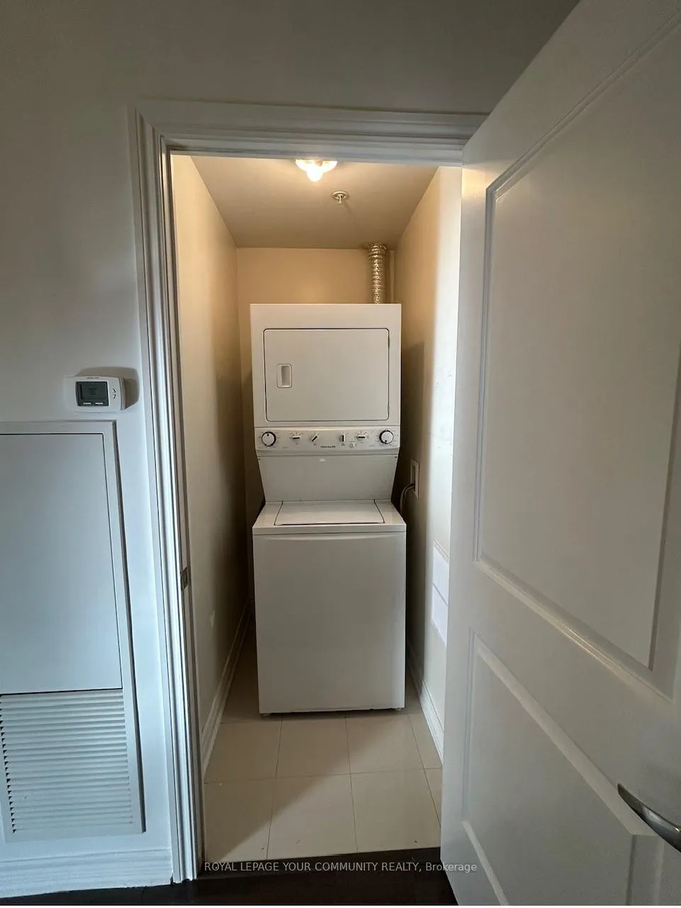 Photo 4 of Unit 1116, 9255 Jane Street, Vaughan, Maple — HOMEH