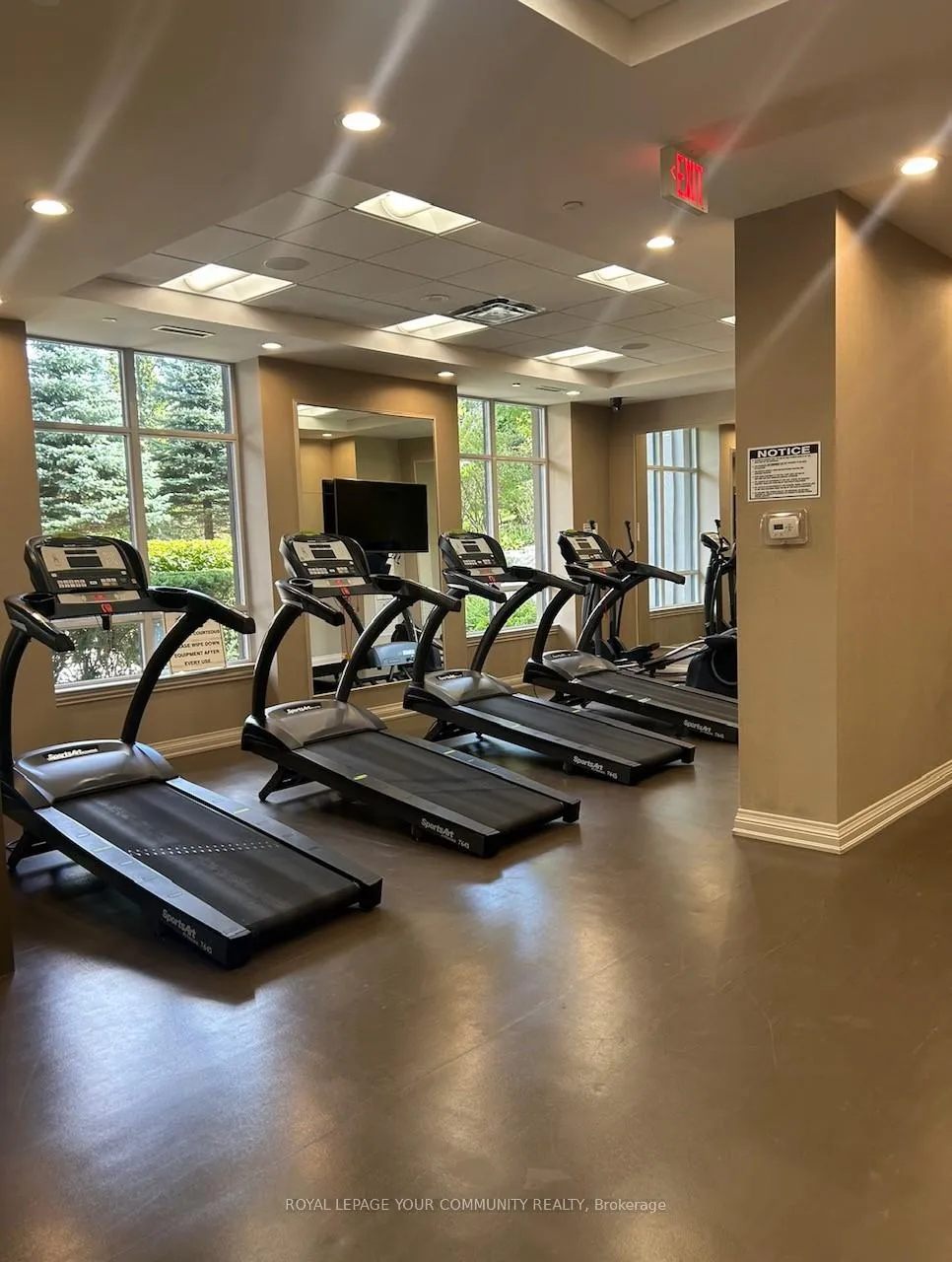 Photo 13 of Unit 1116, 9255 Jane Street, Vaughan, Maple — HOMEH