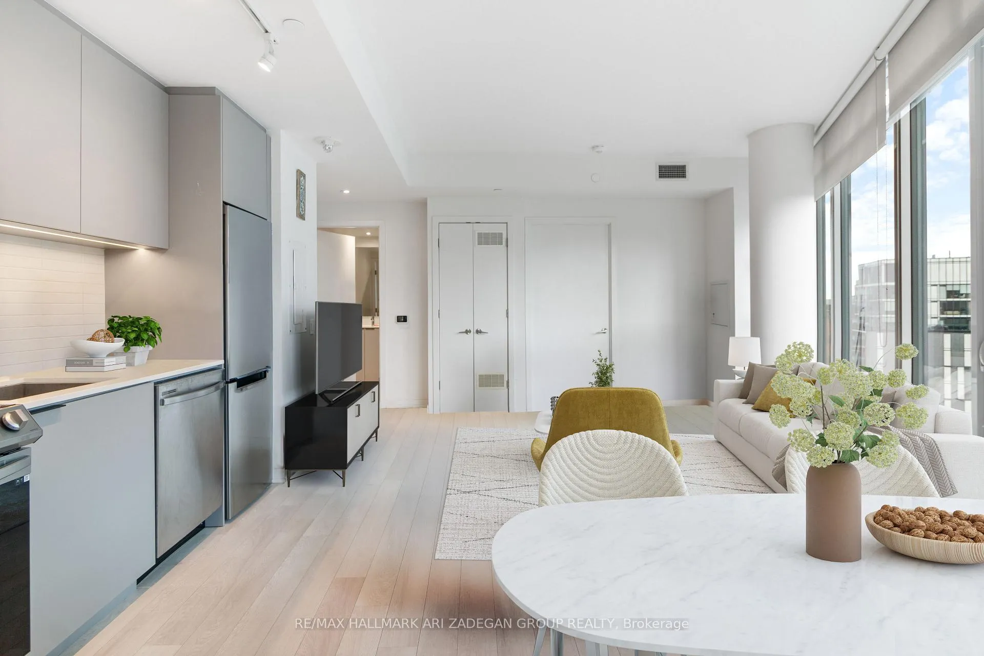 Photo 3 of Unit 1213, 50 Power Street, Toronto, Moss Park — HOMEH