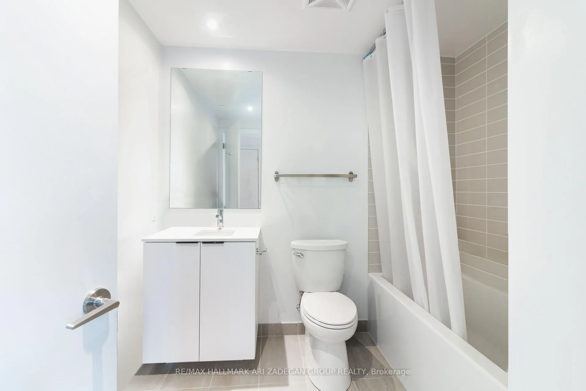 Photo 13 of Unit 1213, 50 Power Street, Toronto, Moss Park — HOMEH