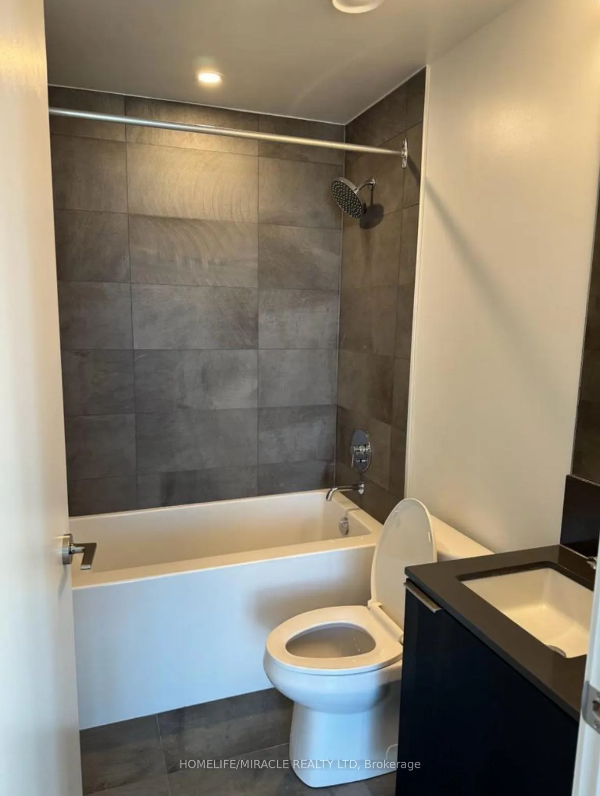 Photo 6 of Unit 5306, 7890 Jane Street, Vaughan, Vaughan Corporate Centre — HOMEH