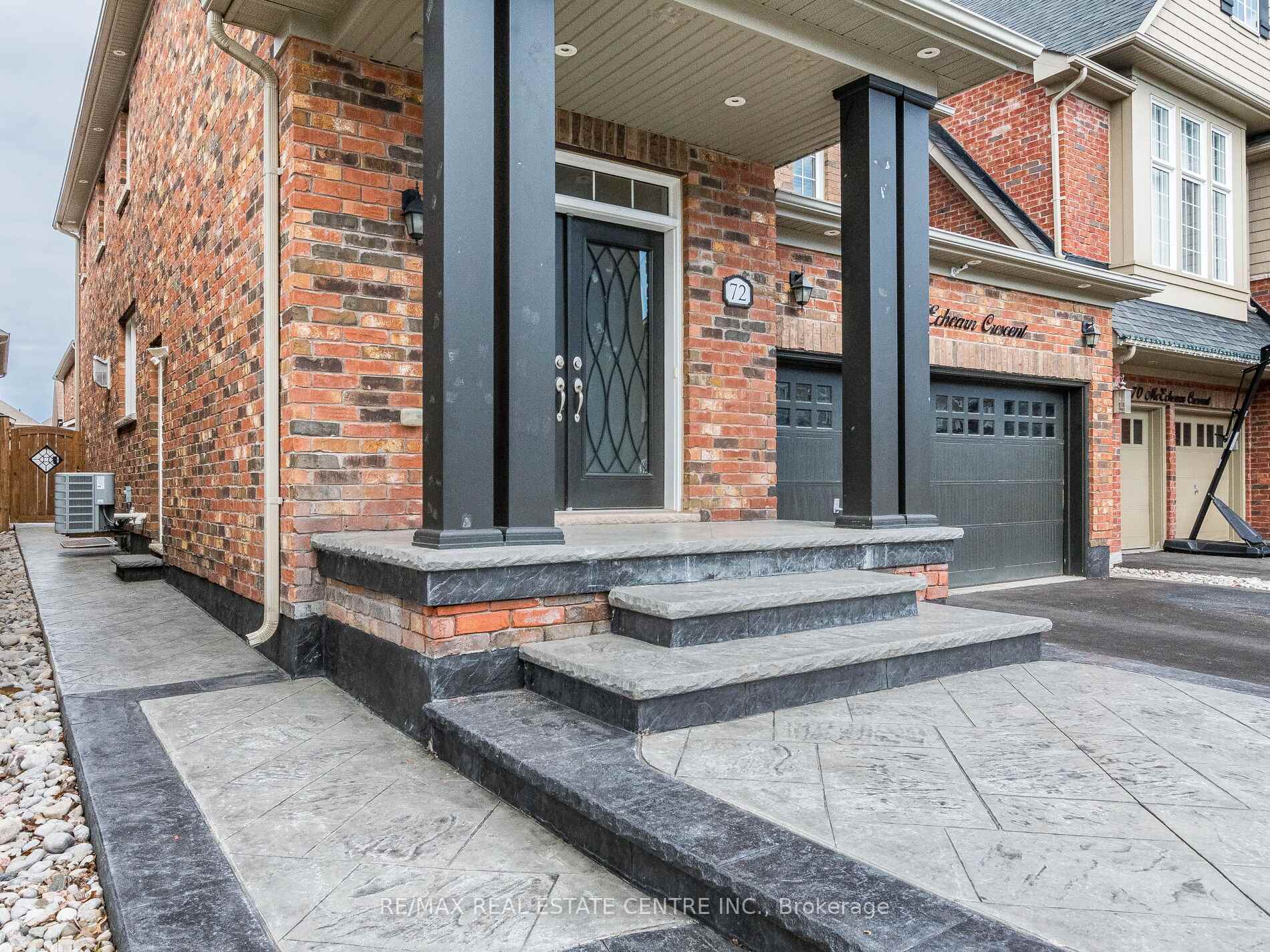 Photo 2 of 72 Mcechearn Crescent, Caledon, Rural Caledon — HOMEH