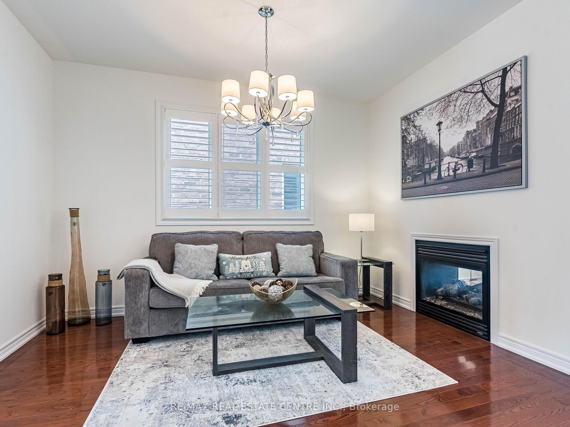 Photo 3 of 72 Mcechearn Crescent, Caledon, Rural Caledon — HOMEH