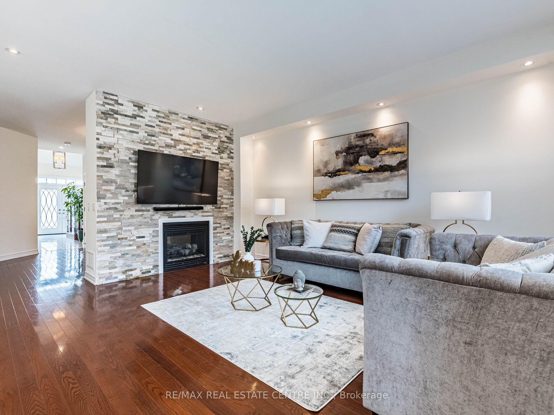Photo 6 of 72 Mcechearn Crescent, Caledon, Rural Caledon — HOMEH