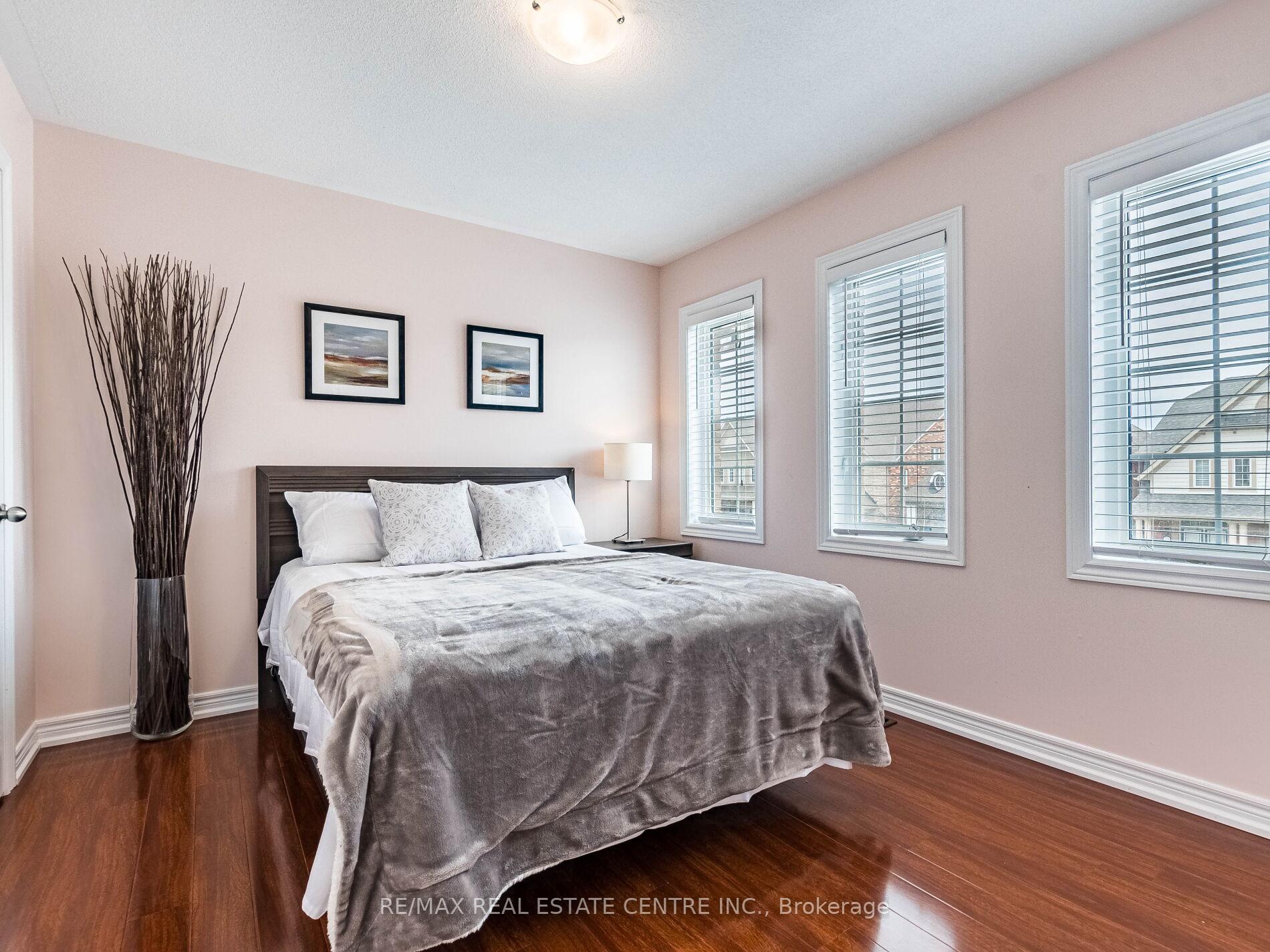 Photo 24 of 72 Mcechearn Crescent, Caledon, Rural Caledon — HOMEH