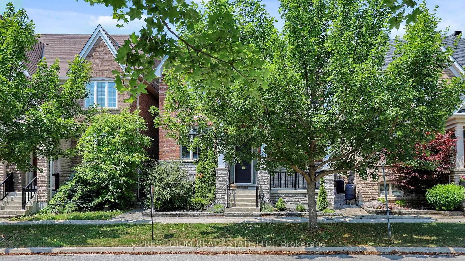 Photo 2 of 38 Dungannon Drive, Markham, Angus Glen — HOMEH