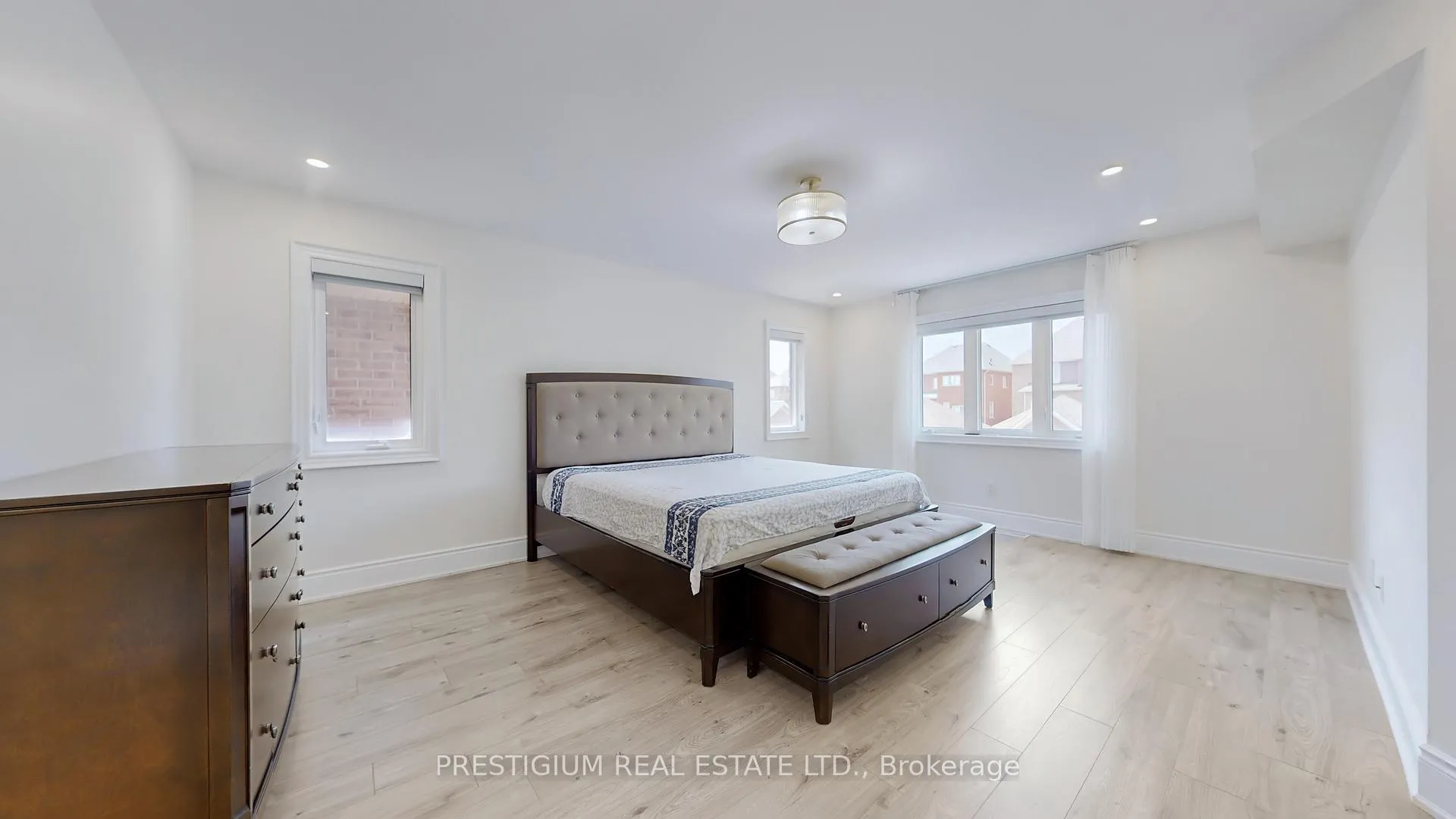 Photo 25 of 38 Dungannon Drive, Markham, Angus Glen — HOMEH