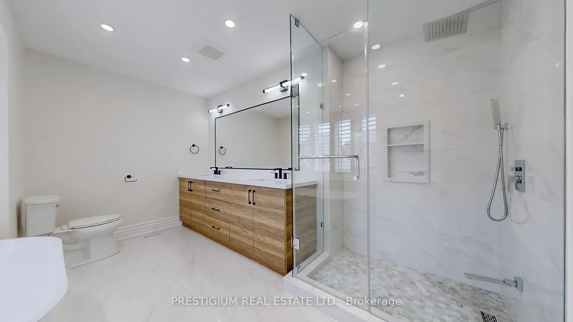 Photo 28 of 38 Dungannon Drive, Markham, Angus Glen — HOMEH