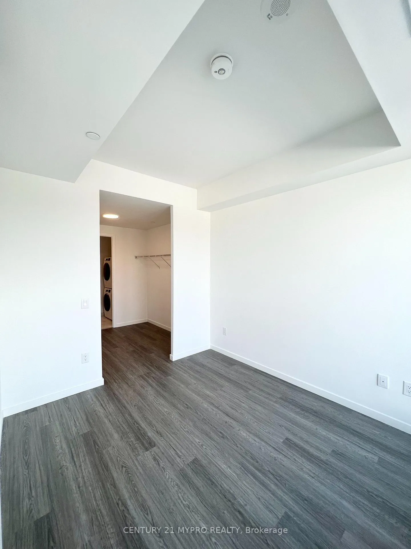 Photo 18 of Unit 315, 689 The Queensway, Etobicoke, Stonegate-Queensway — HOMEH
