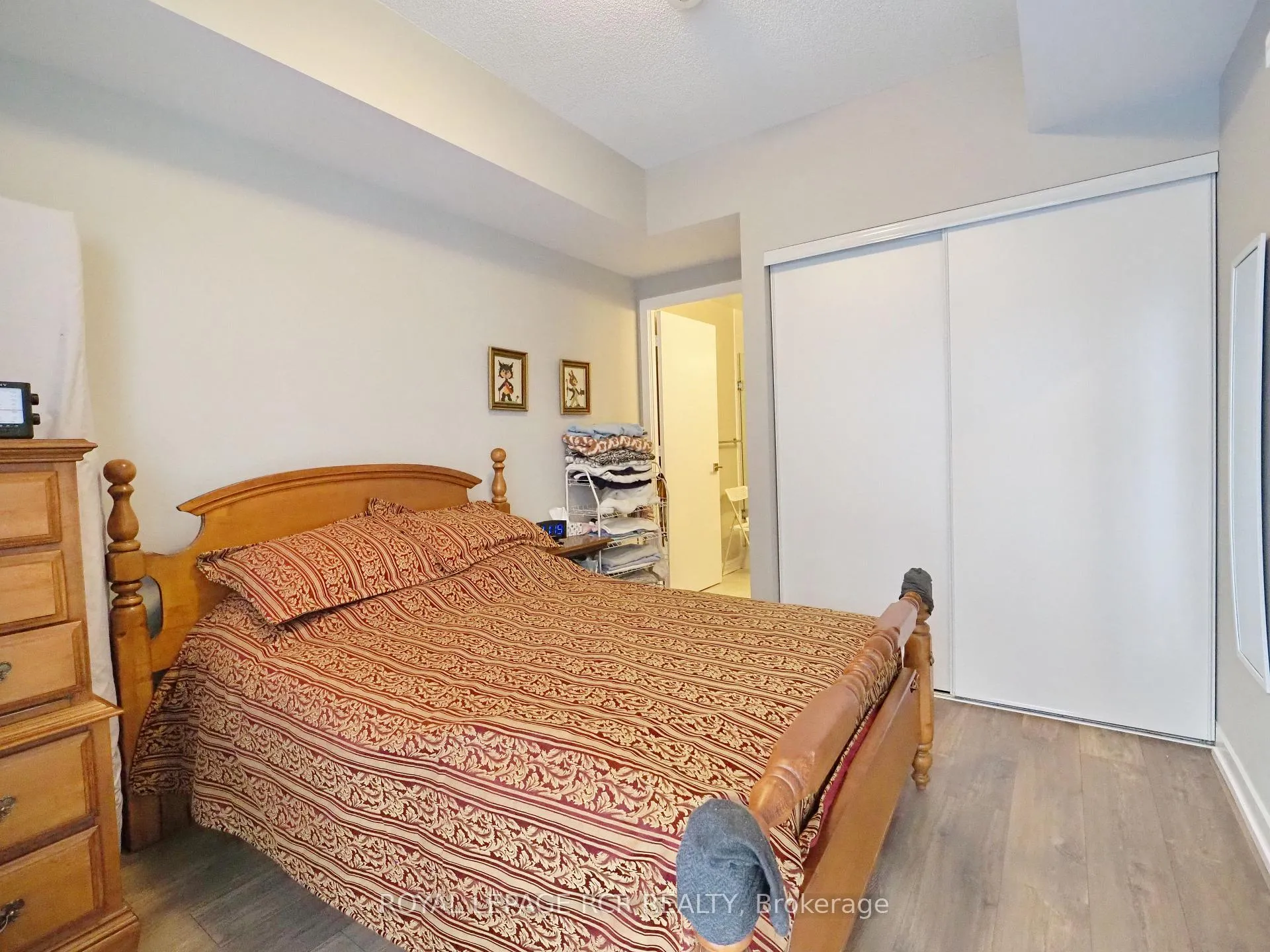 Photo 6 of Unit 208, 50 Ann Street, Caledon, Bolton West — HOMEH