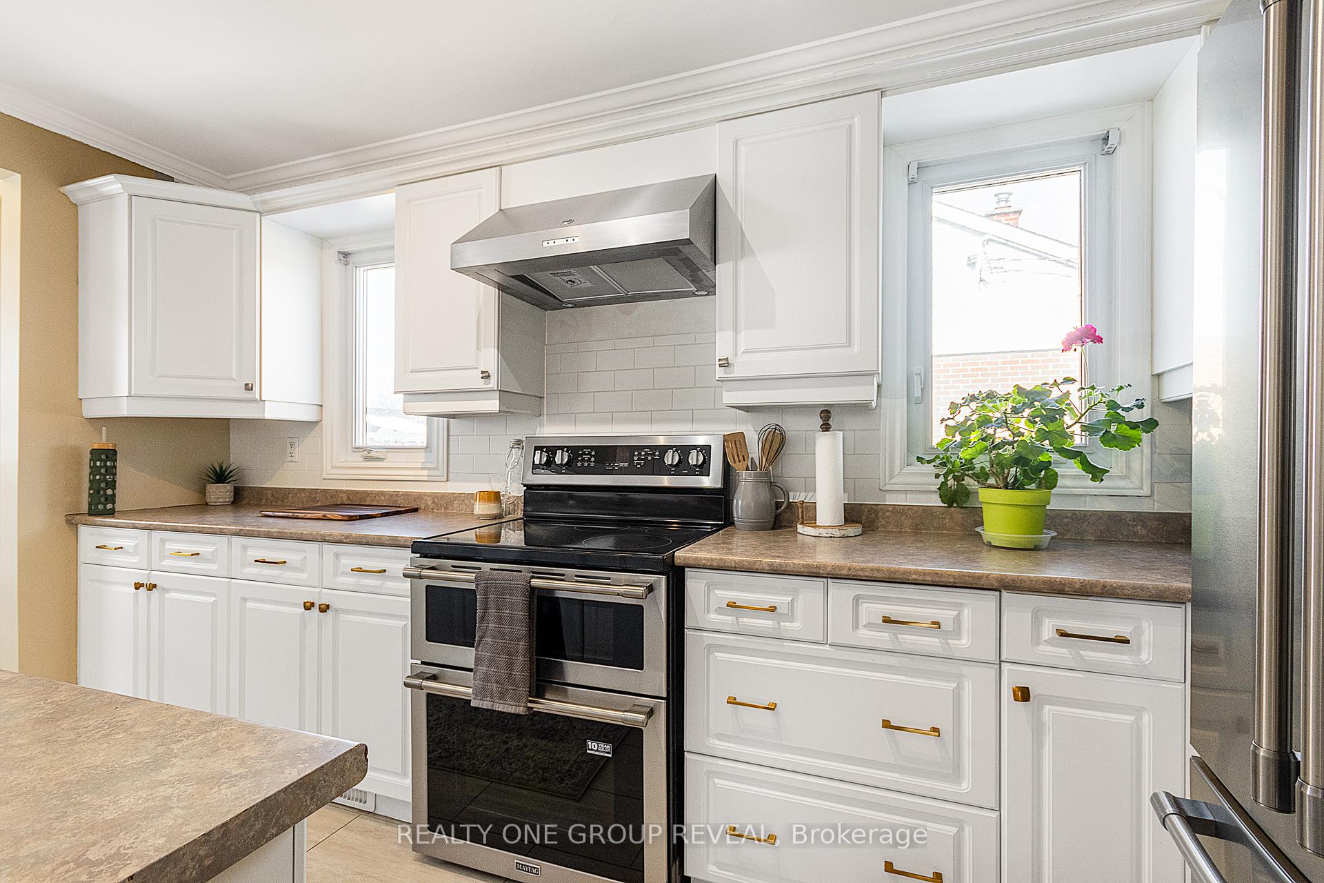 Photo 9 of 91 Admiral Road, Ajax, South East — HOMEH
