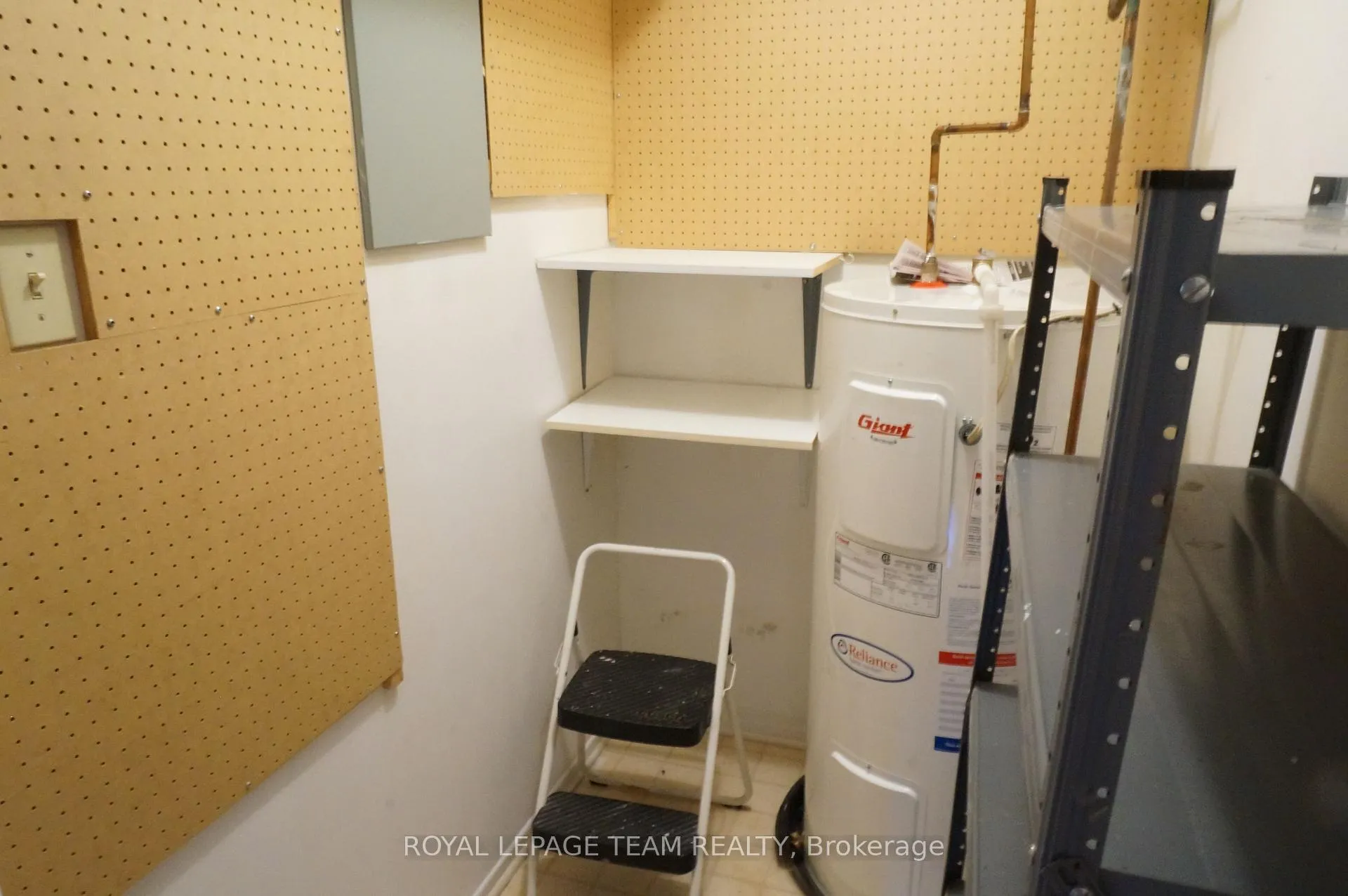 Photo 11 of Unit 217, 316 Lorry Greenberg Drive, Ottawa, Hunt Club Park/Greenboro — HOMEH