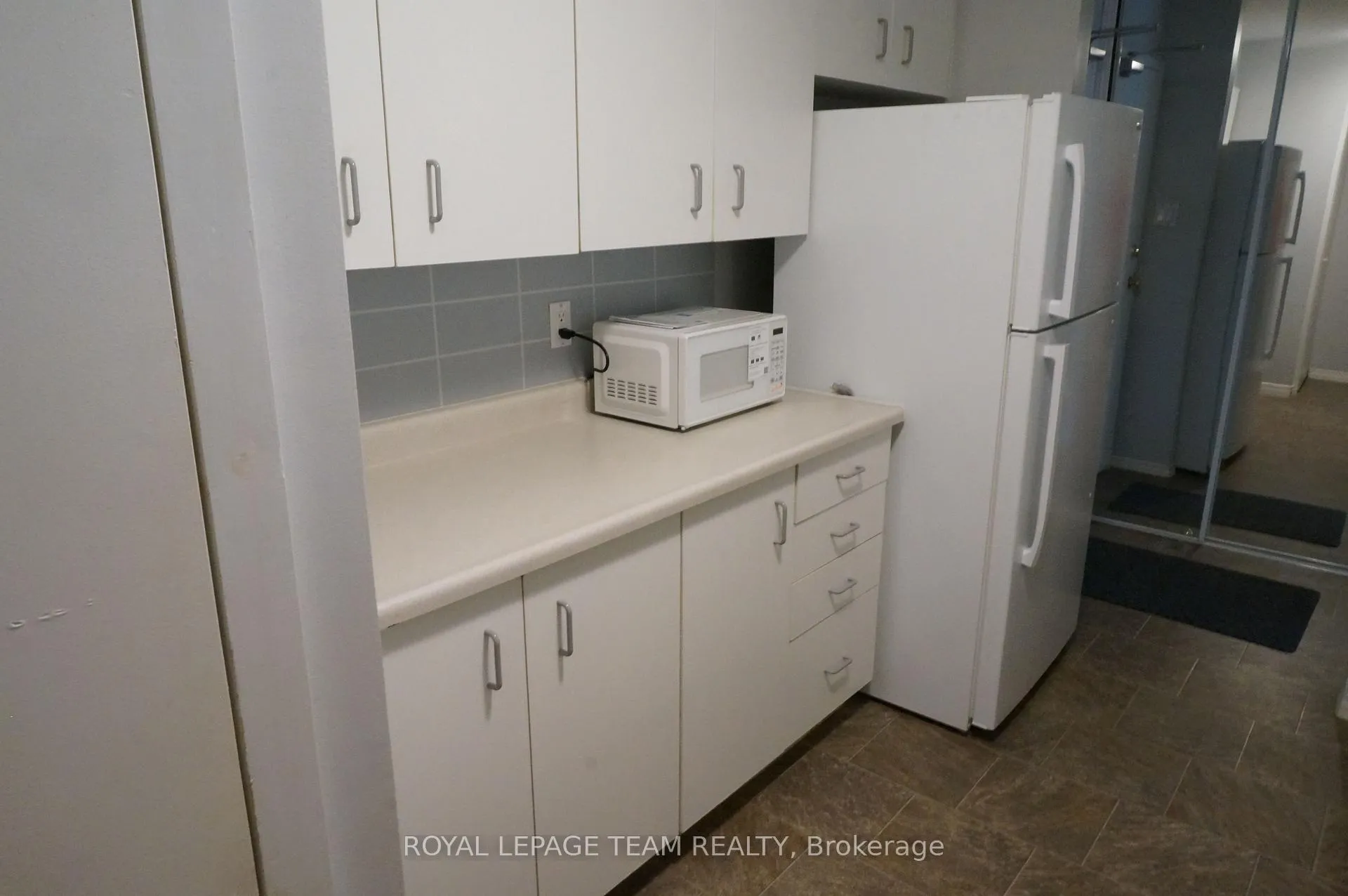 Photo 19 of Unit 217, 316 Lorry Greenberg Drive, Ottawa, Hunt Club Park/Greenboro — HOMEH