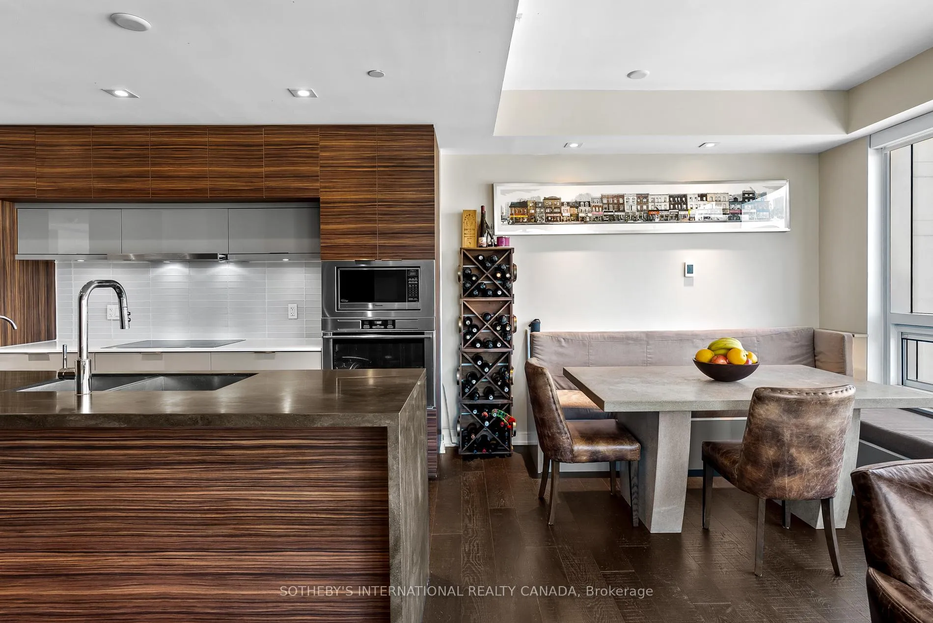 Photo 9 of Unit 2004, 88 Scott Street, Toronto, Church-Yonge Corridor — HOMEH