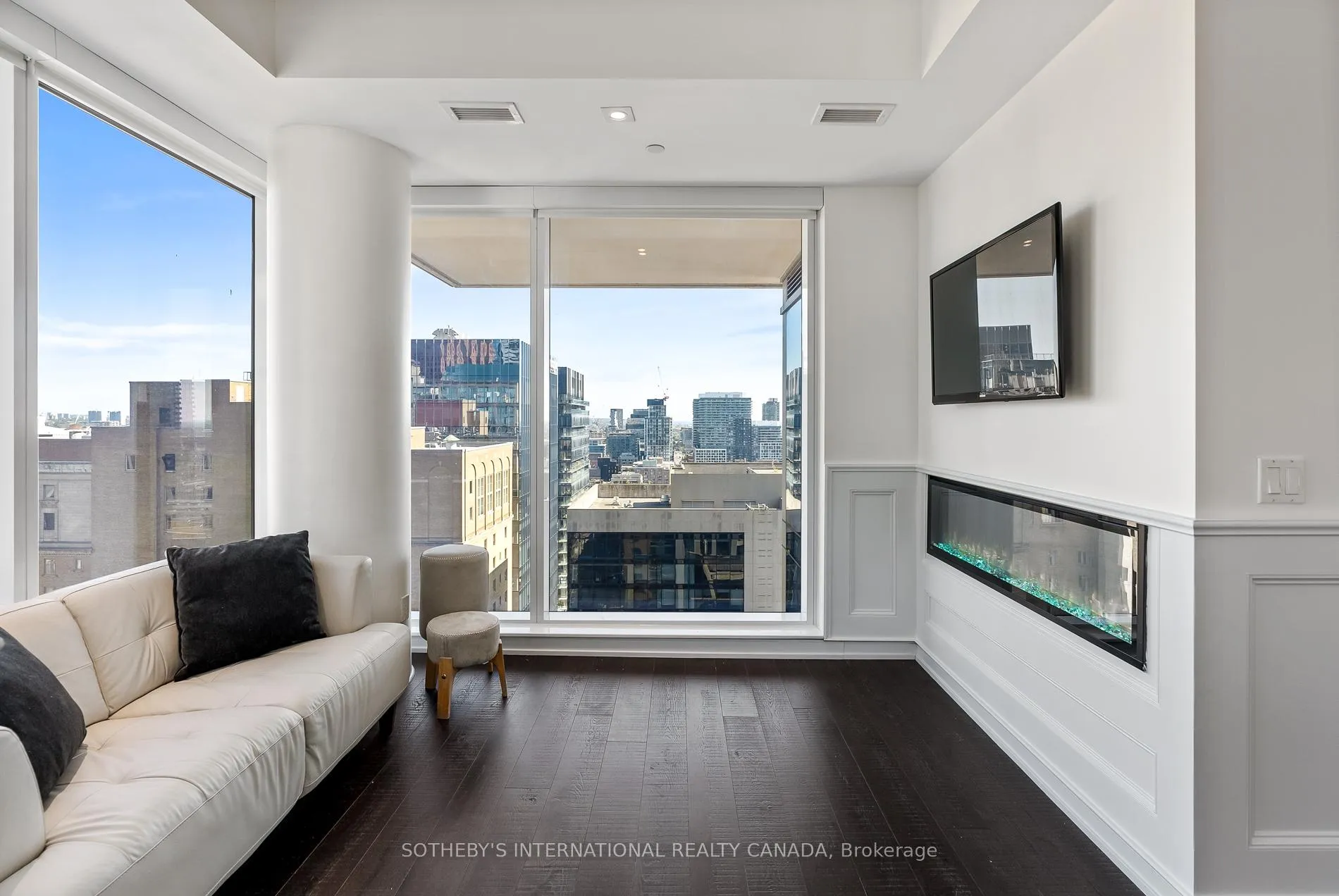Photo 20 of Unit 2004, 88 Scott Street, Toronto, Church-Yonge Corridor — HOMEH